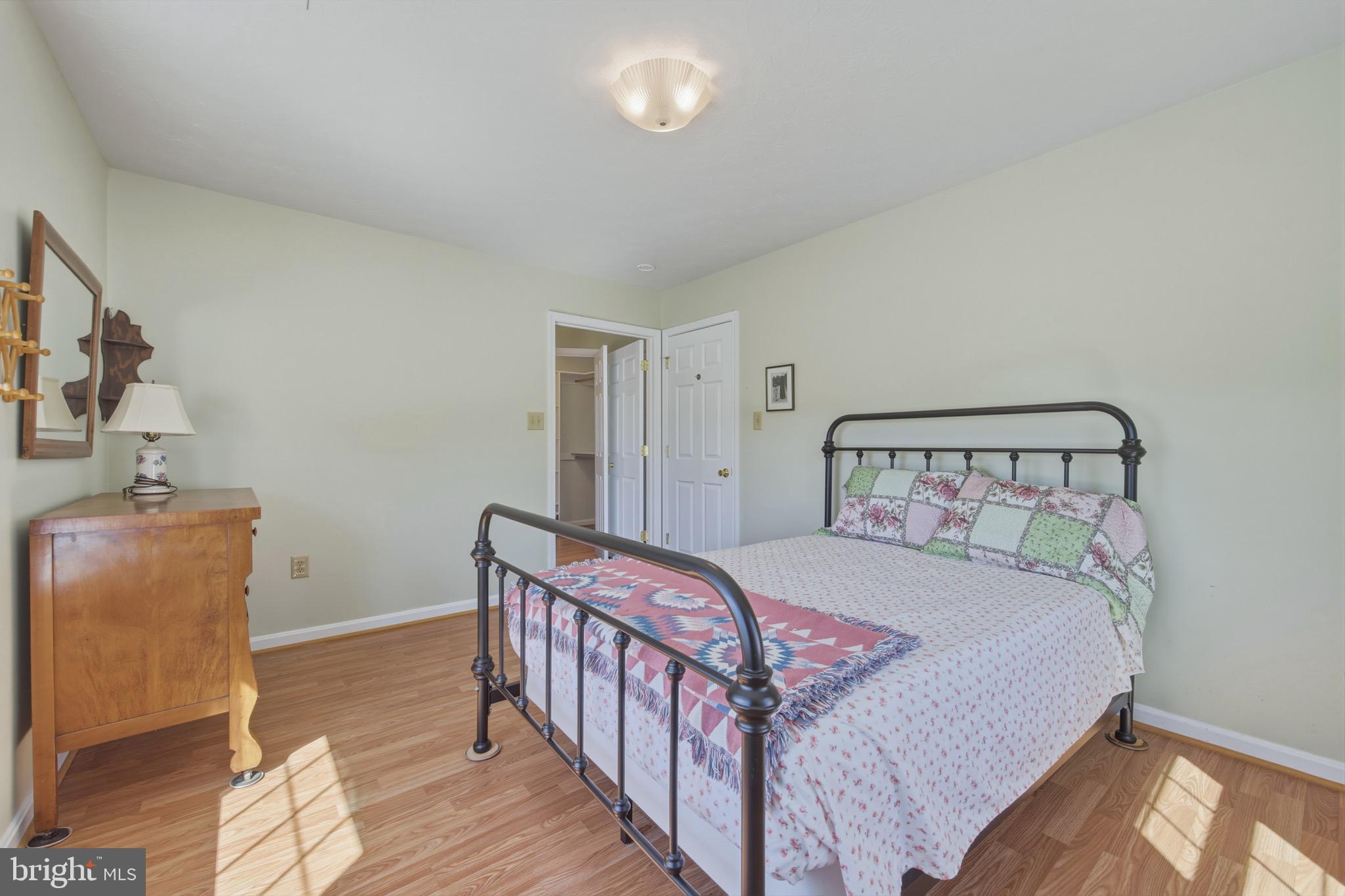 SIGNAL KNOLLS - Residential