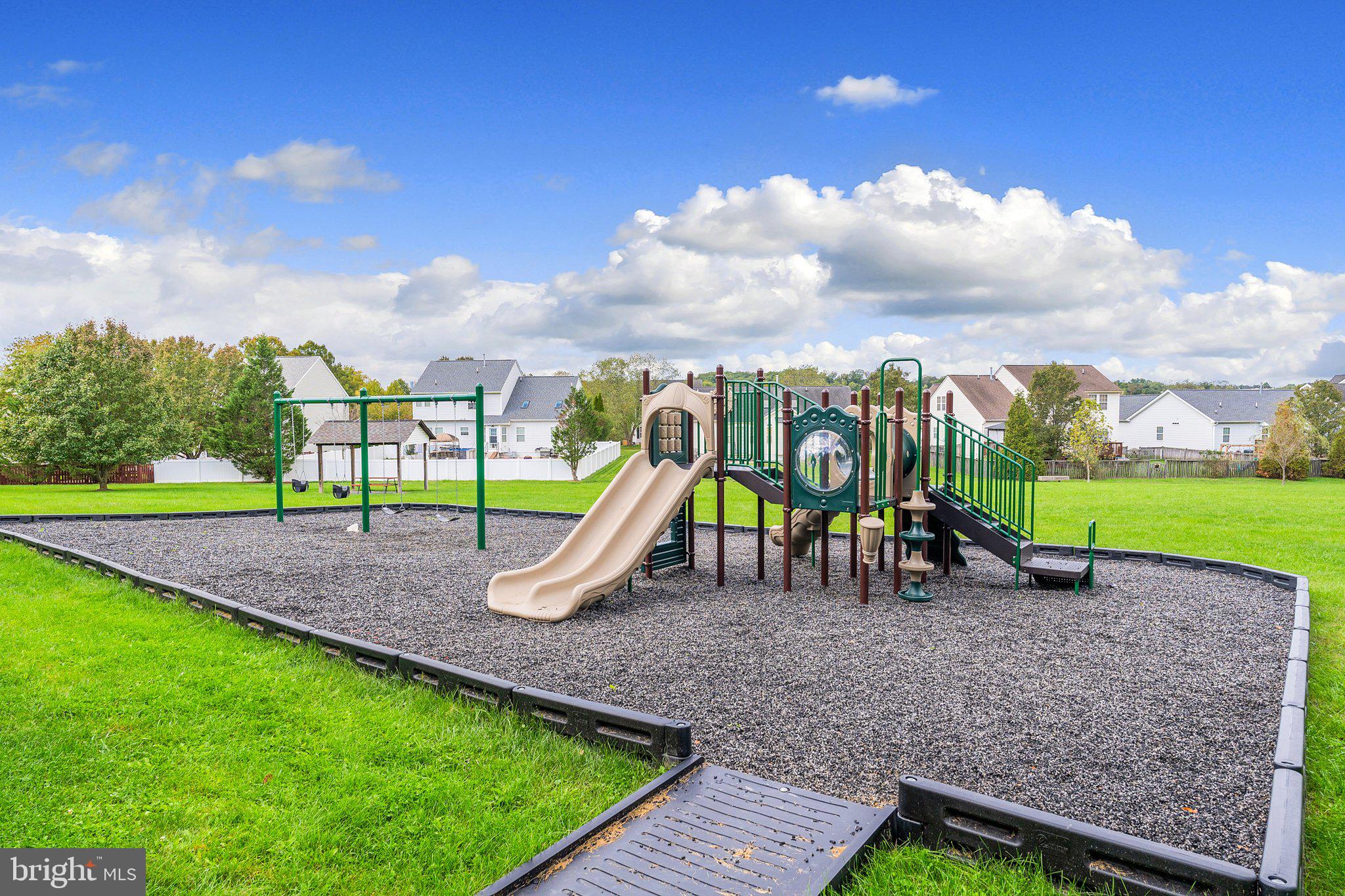 STONEBRIDGE - Residential