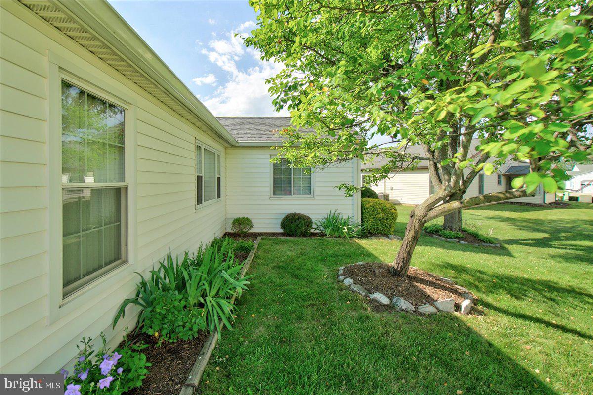 CRESTWOOD VILLAGE - Residential