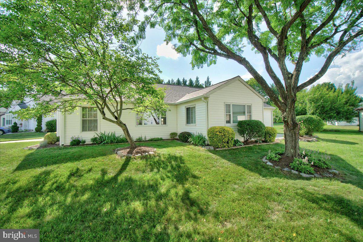 CRESTWOOD VILLAGE - Residential