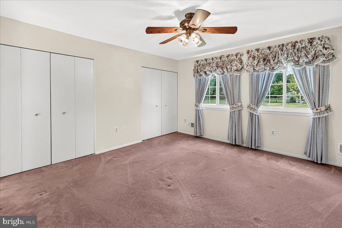 CRESTWOOD VILLAGE - Residential