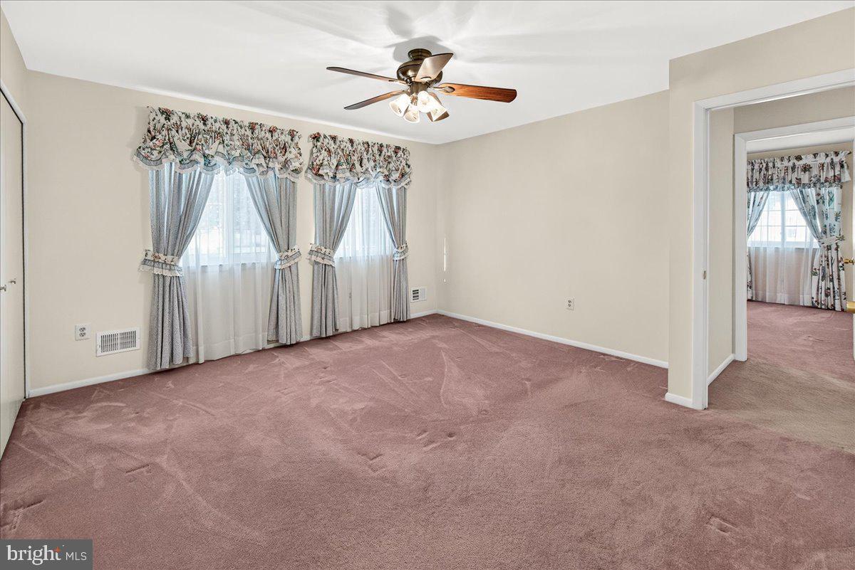 CRESTWOOD VILLAGE - Residential