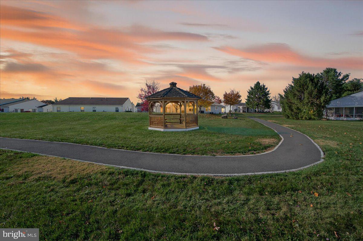 CRESTWOOD VILLAGE - Residential