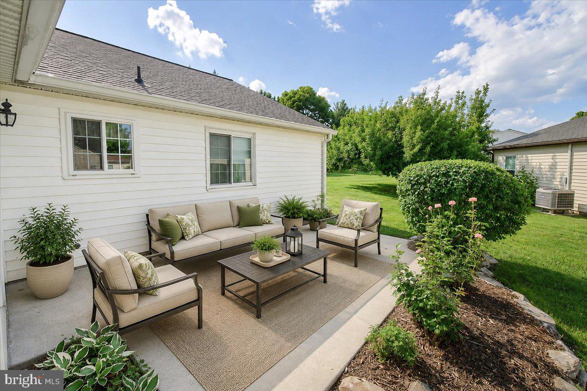 CRESTWOOD VILLAGE - Residential