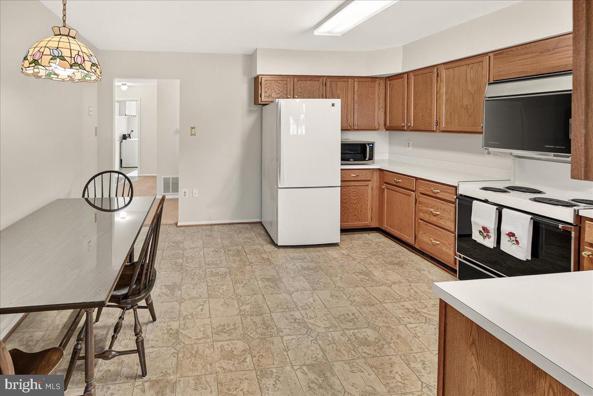 CRESTWOOD VILLAGE - Residential