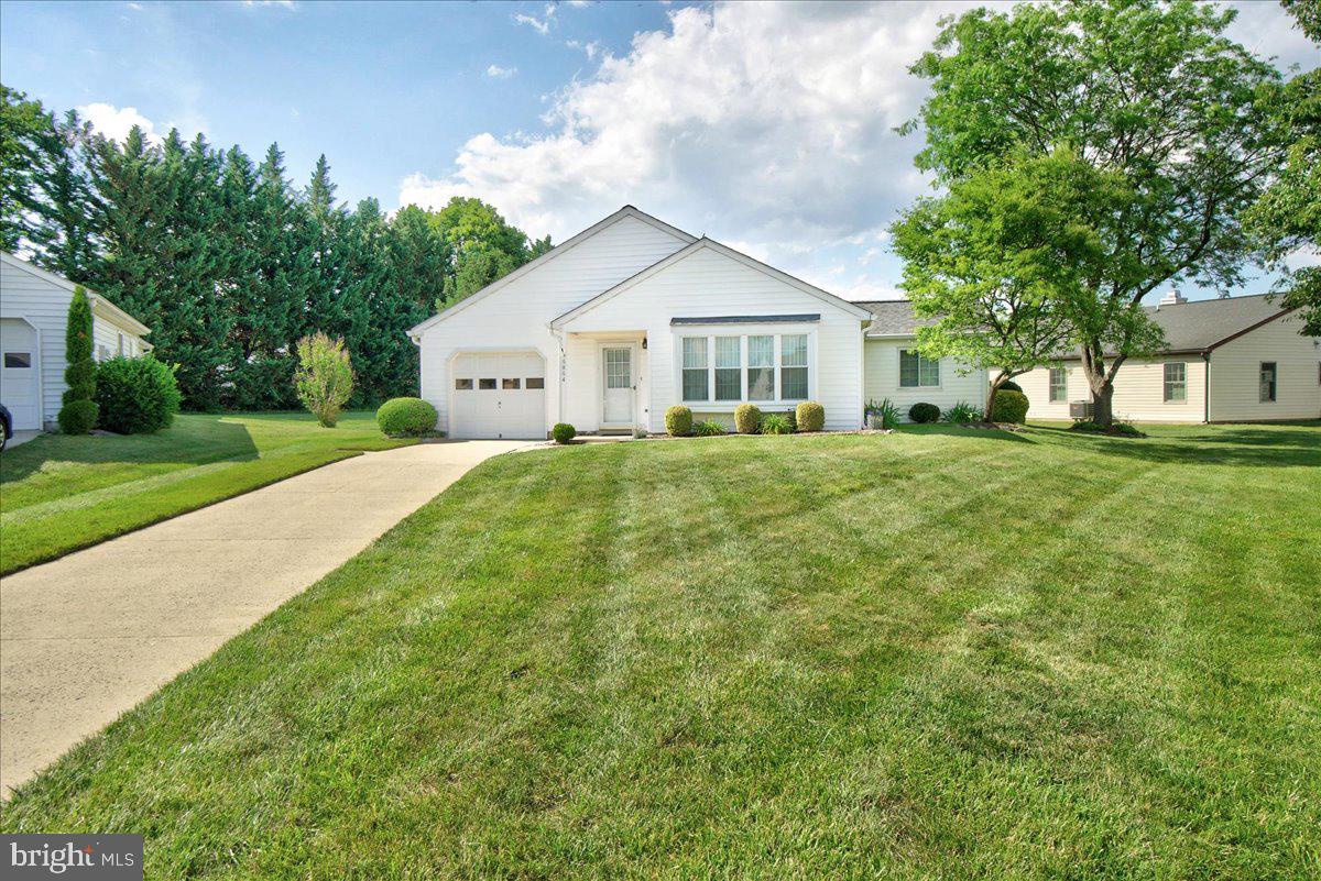 CRESTWOOD VILLAGE - Residential