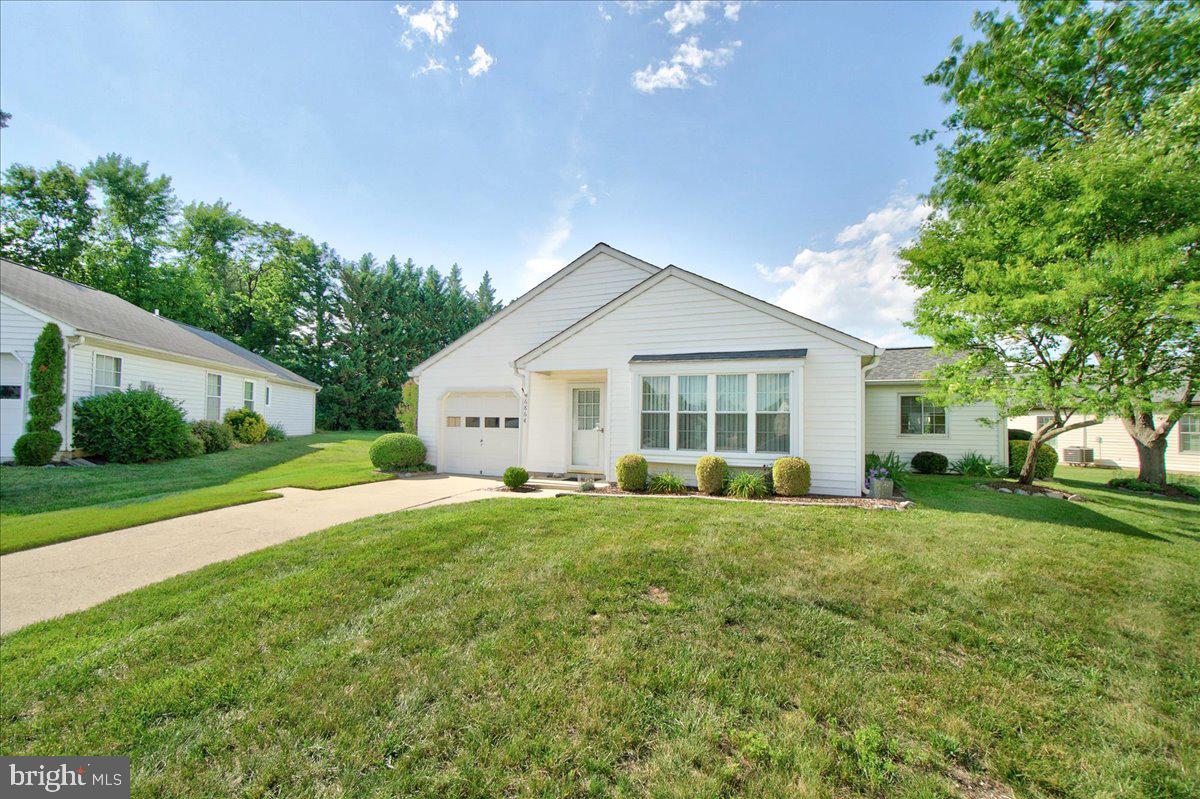 CRESTWOOD VILLAGE - Residential