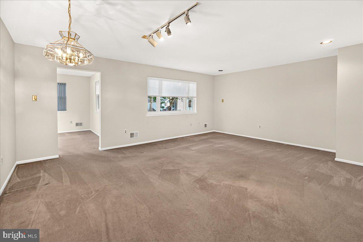 CRESTWOOD VILLAGE - Residential