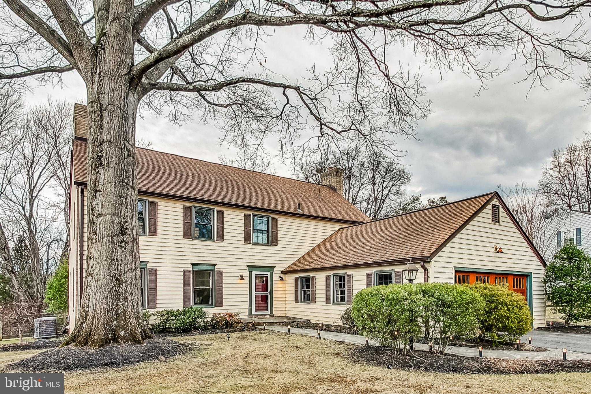 ANCIENT OAK - Residential