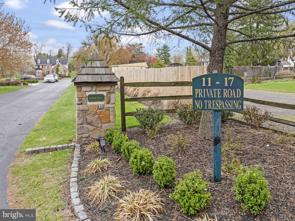 REGAL GLEN - Residential