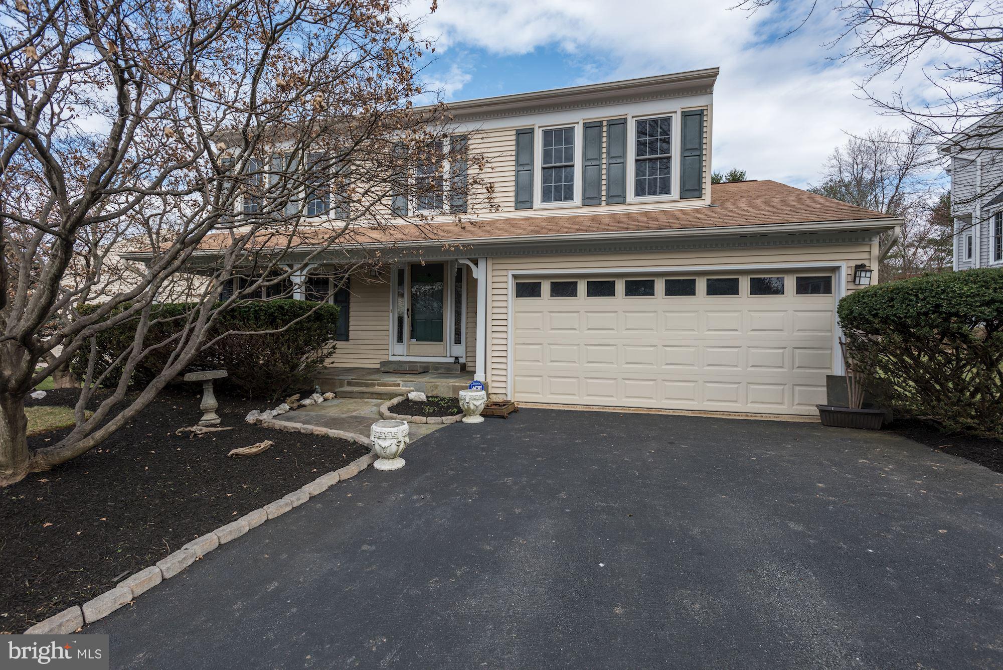 ORCHARD HILLS - Residential