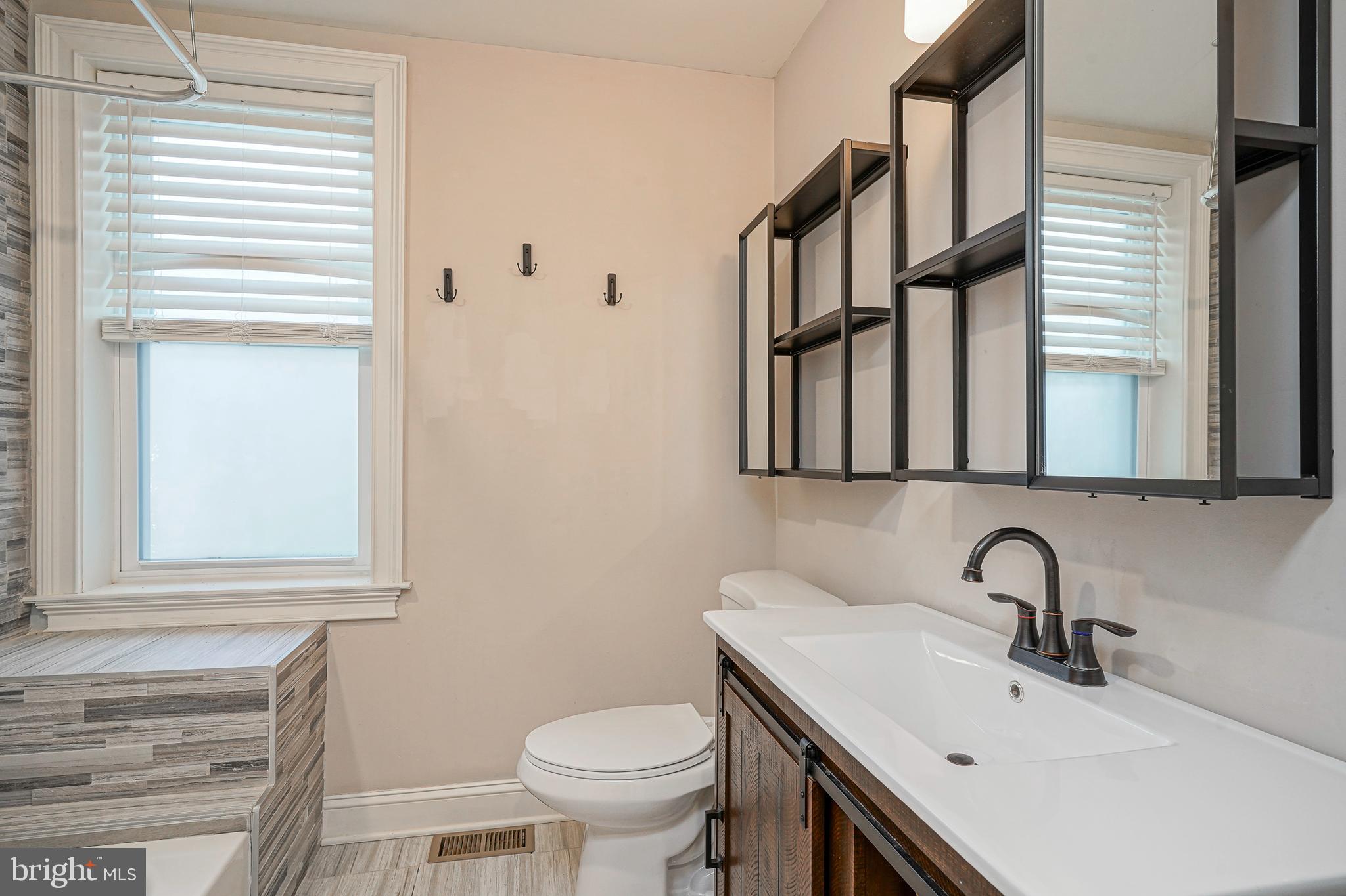 GRADUATE HOSPITAL - Residential Lease