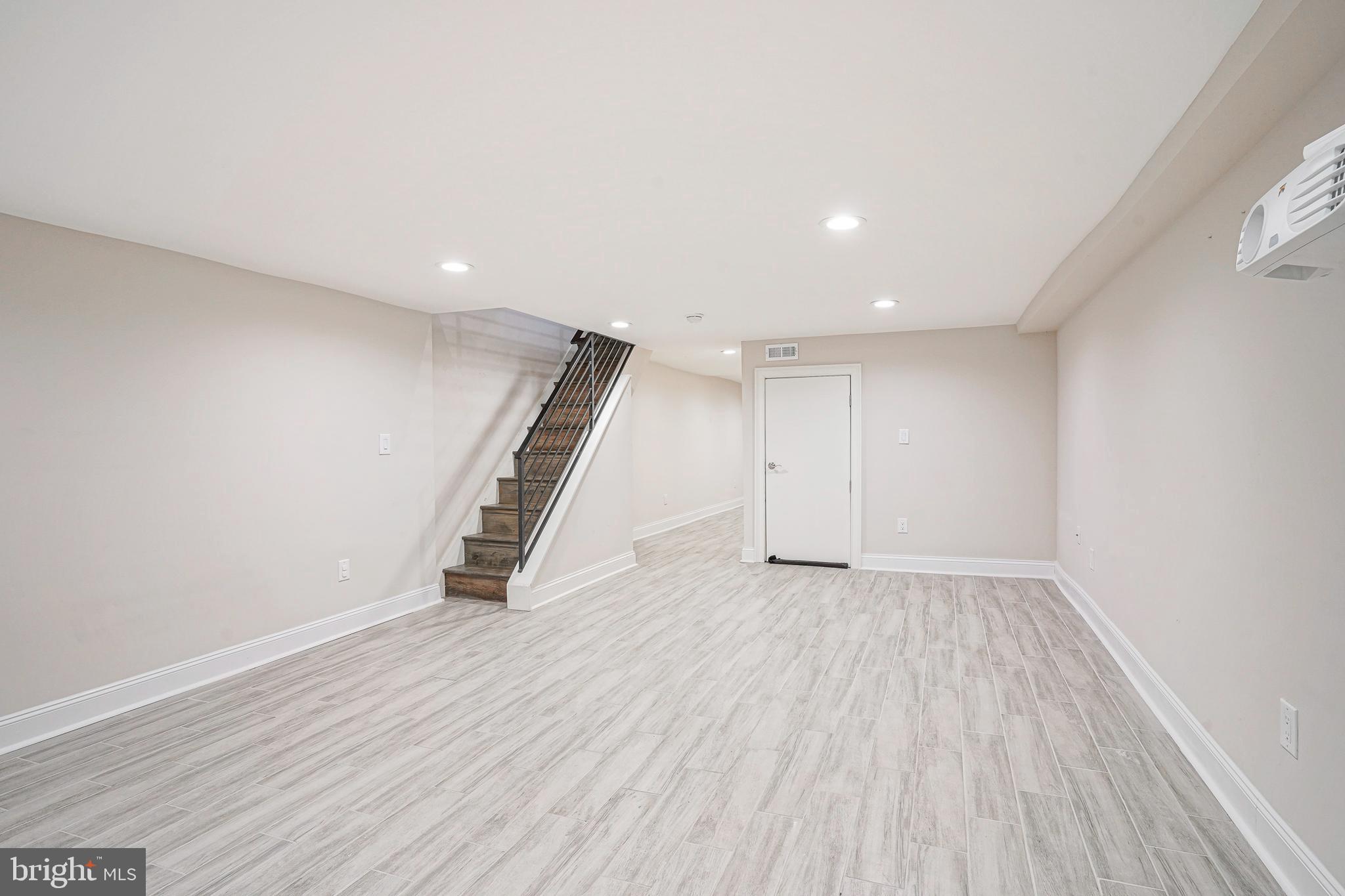 GRADUATE HOSPITAL - Residential Lease