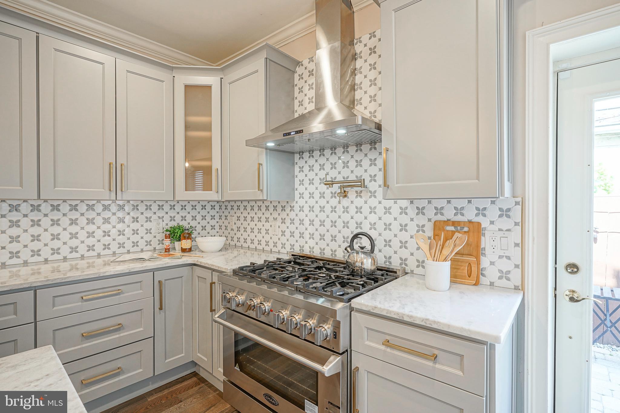 GRADUATE HOSPITAL - Residential Lease