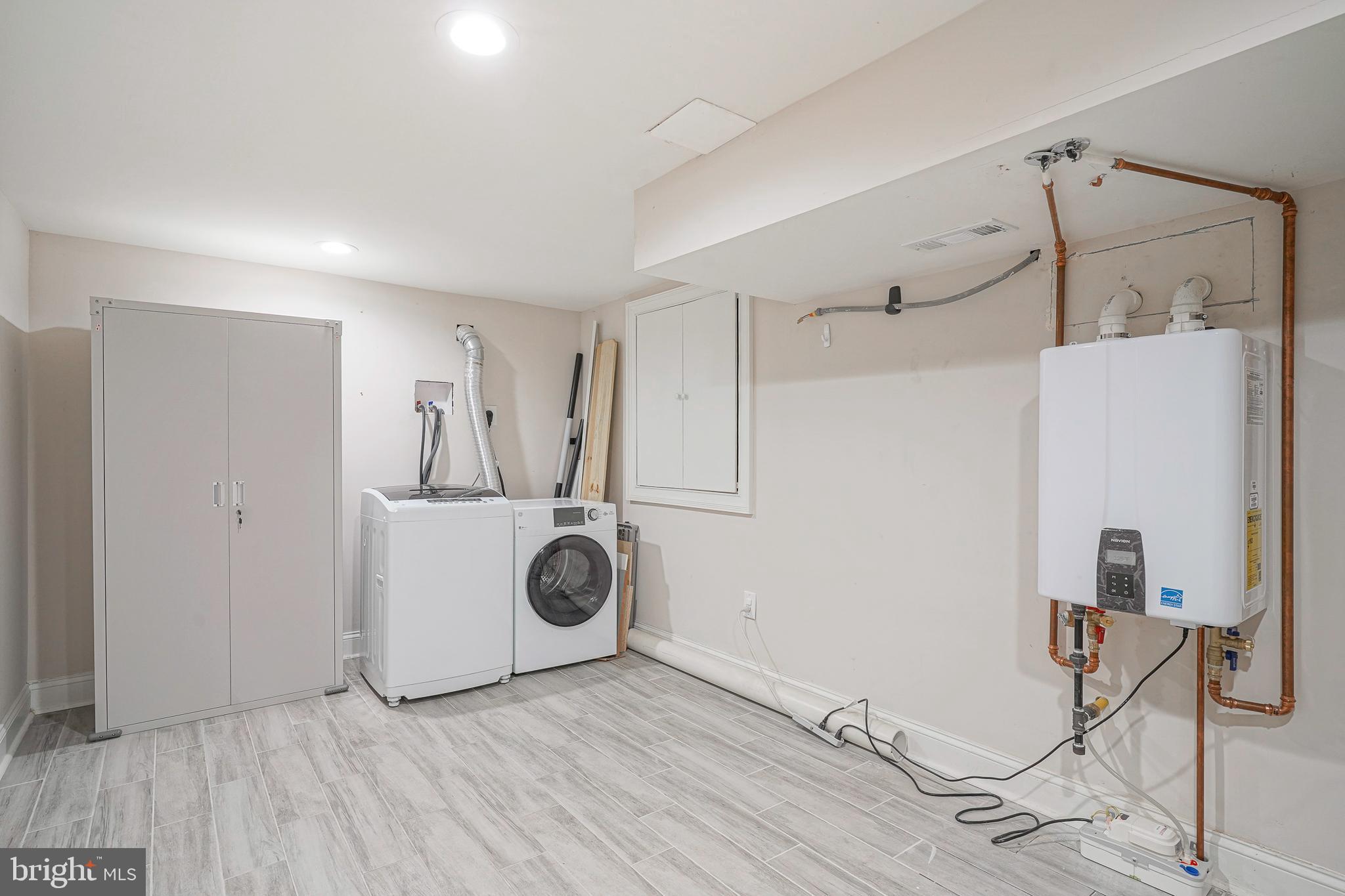 GRADUATE HOSPITAL - Residential Lease