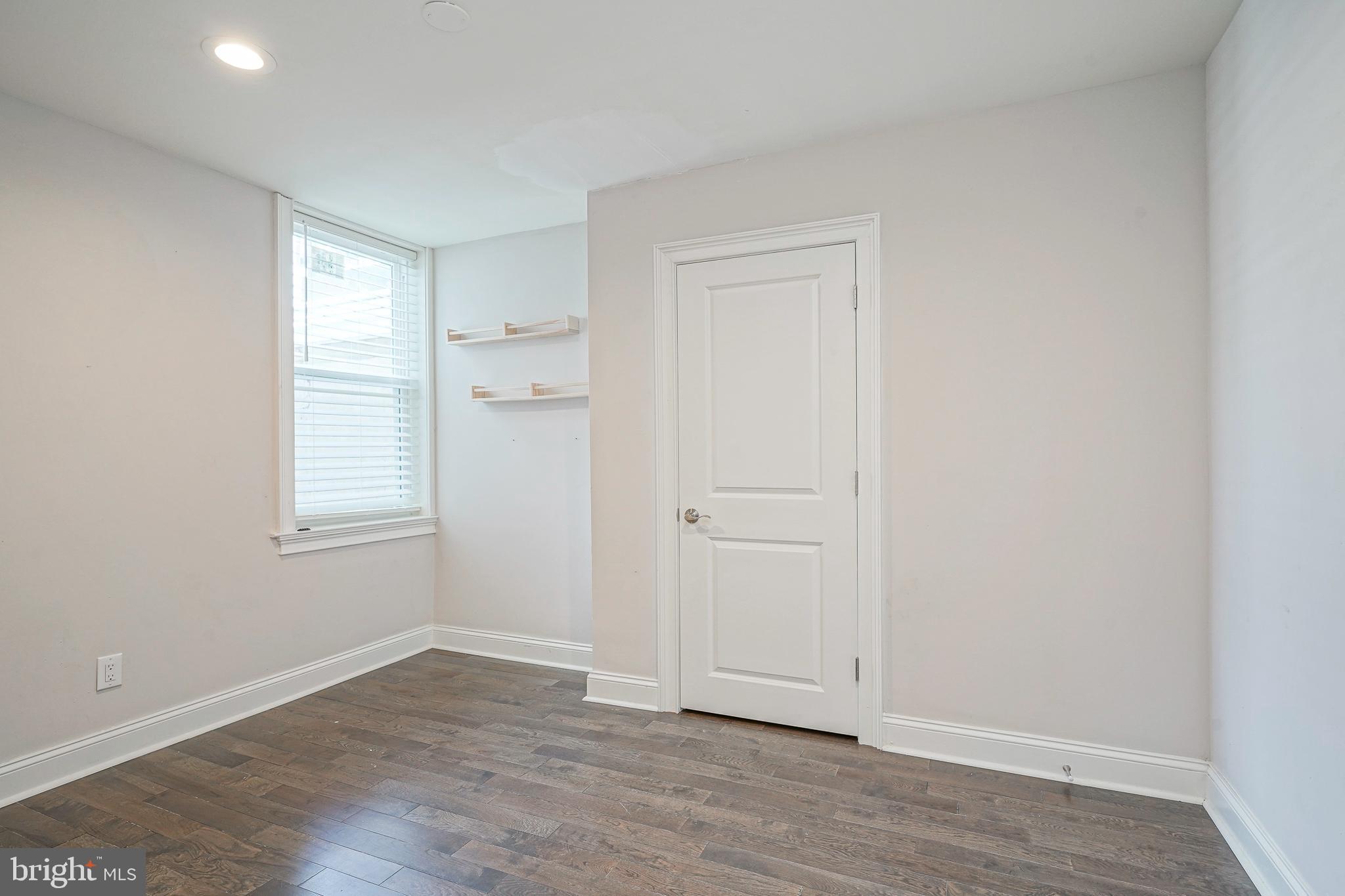 GRADUATE HOSPITAL - Residential Lease