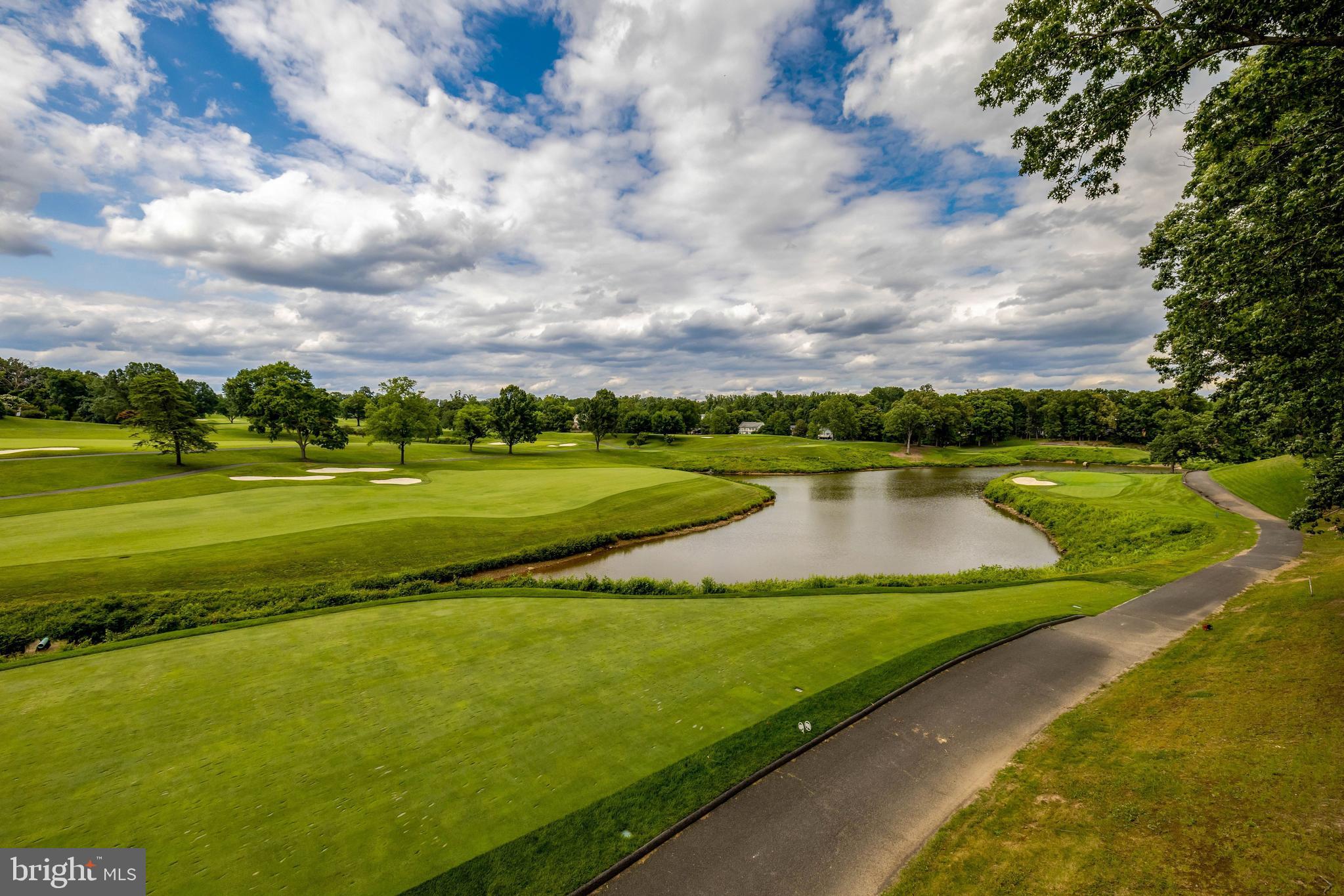 WEST SPRINGFIELD - Residential