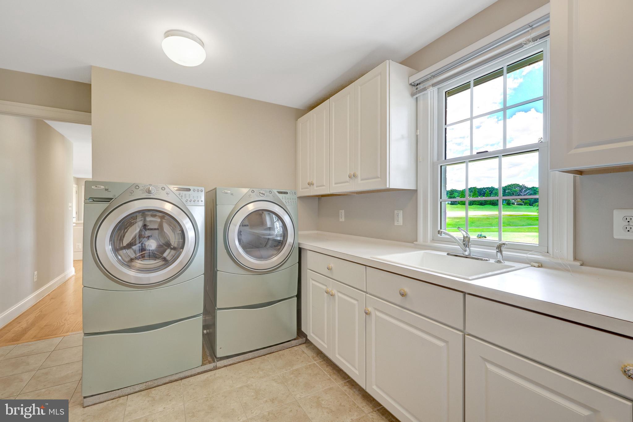 WEST SPRINGFIELD - Residential