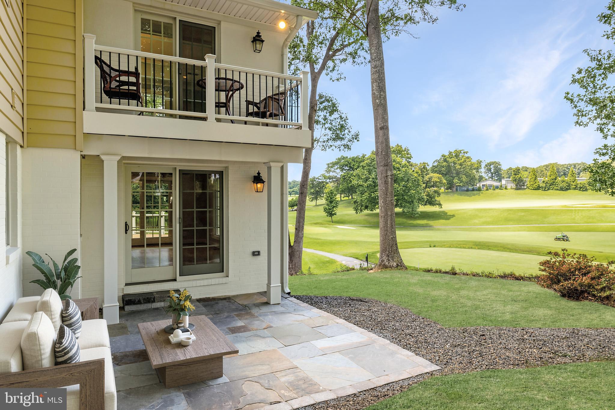 WEST SPRINGFIELD - Residential