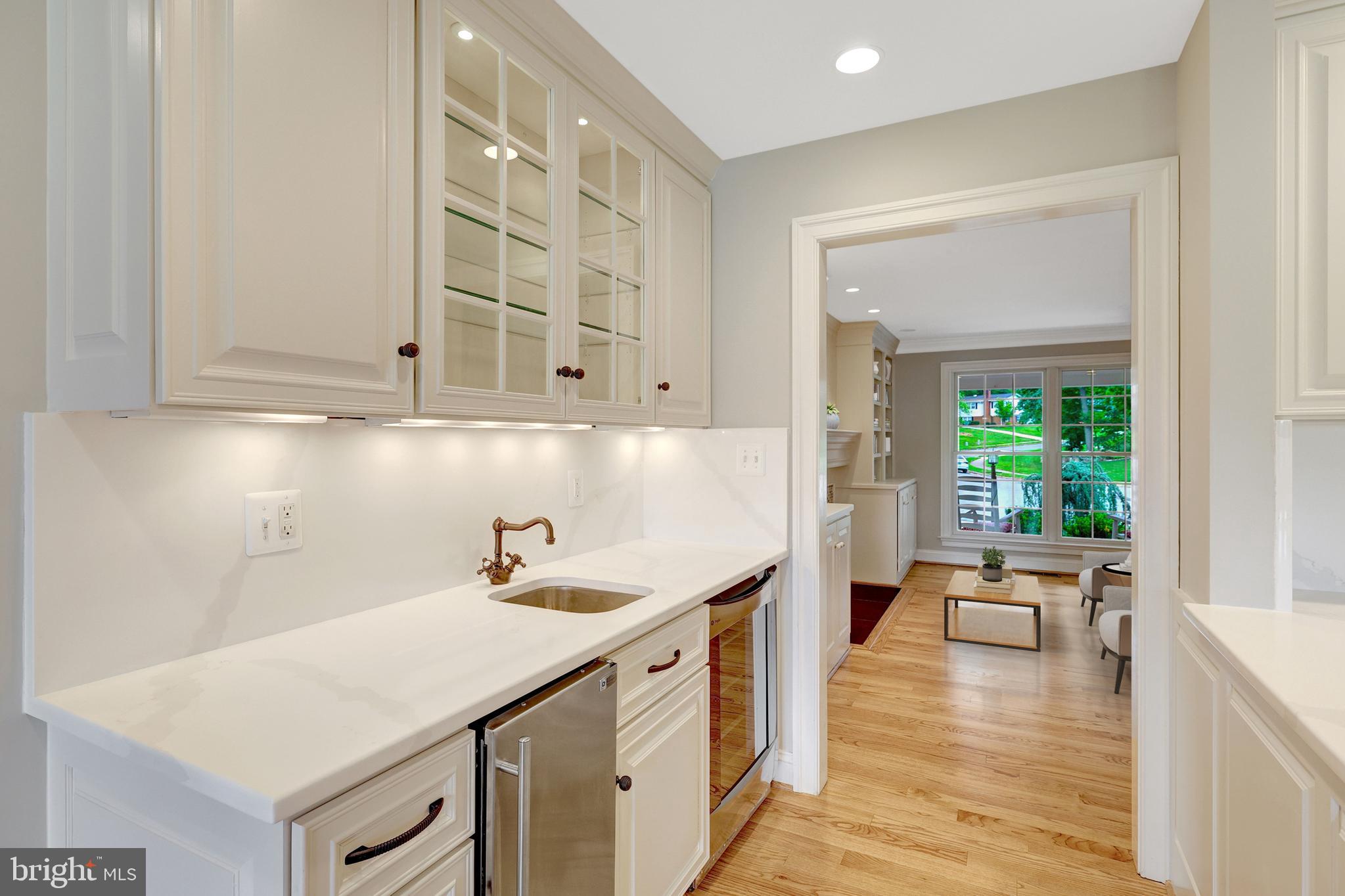 WEST SPRINGFIELD - Residential