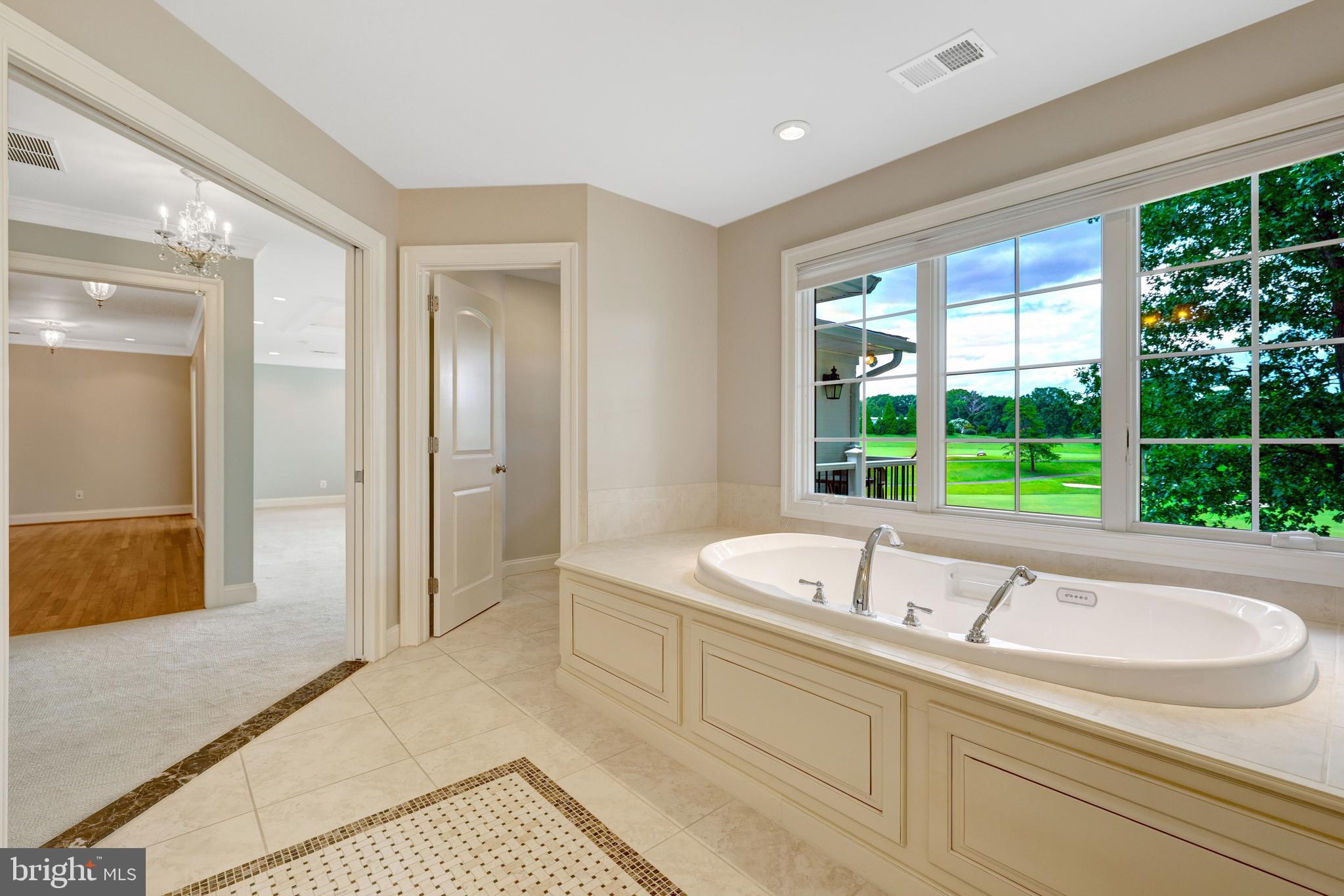 WEST SPRINGFIELD - Residential