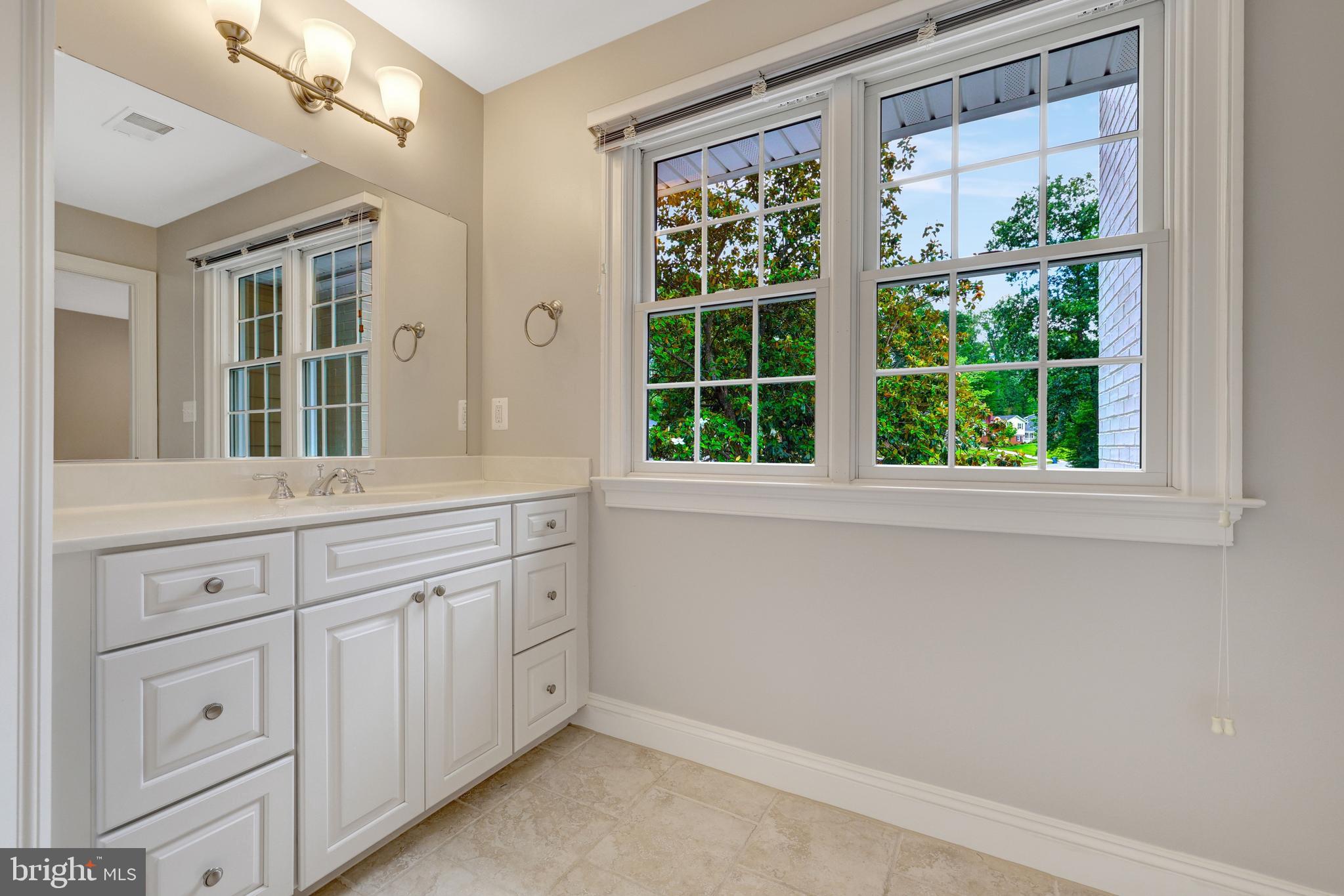 WEST SPRINGFIELD - Residential