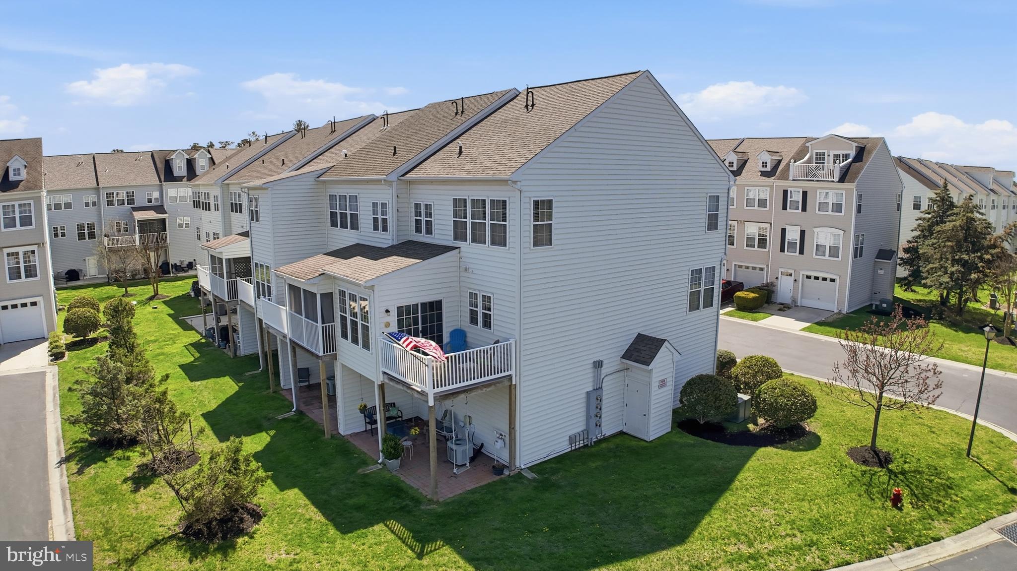 FAIRFIELD AT LONG NECK - Residential