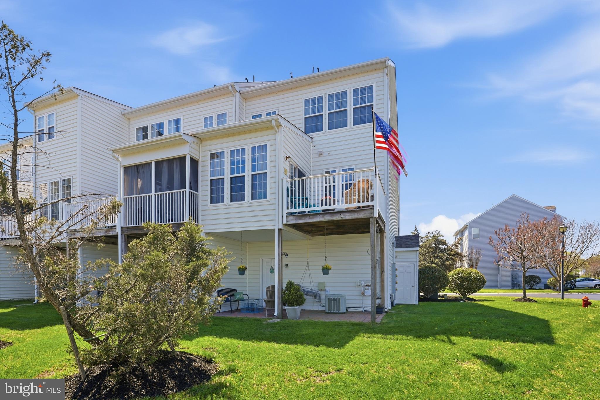 FAIRFIELD AT LONG NECK - Residential