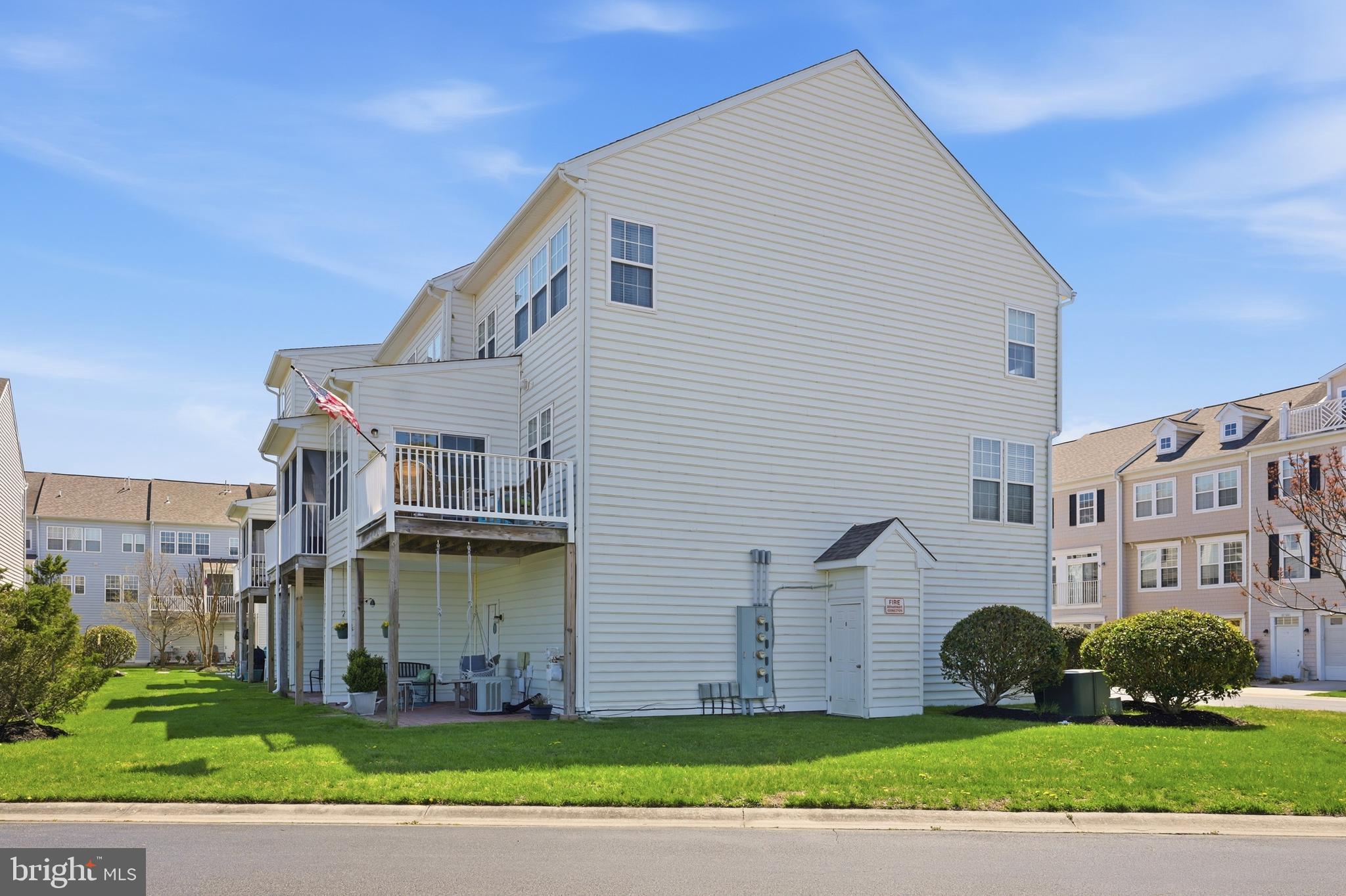 FAIRFIELD AT LONG NECK - Residential