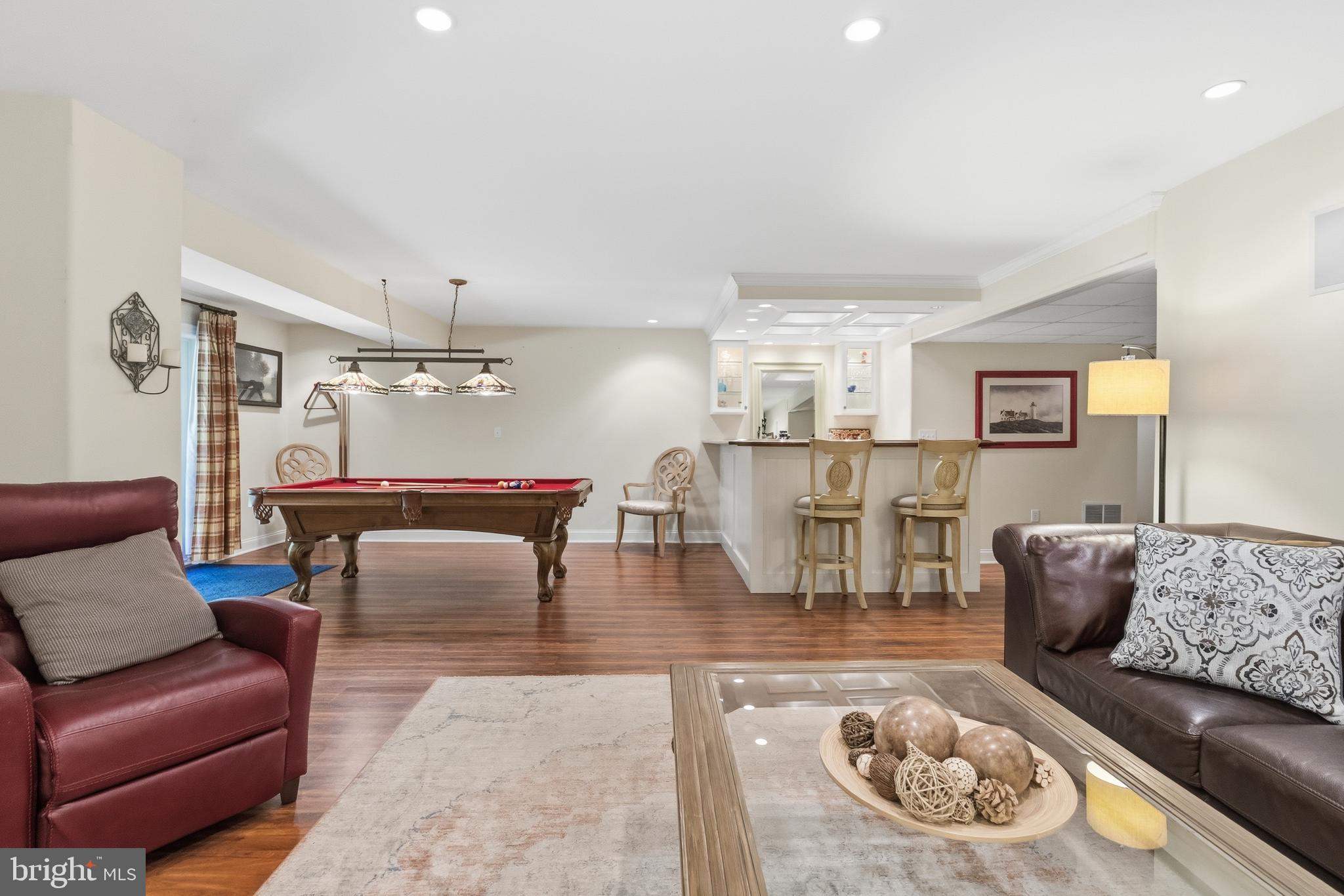 RIVERCREST - Residential