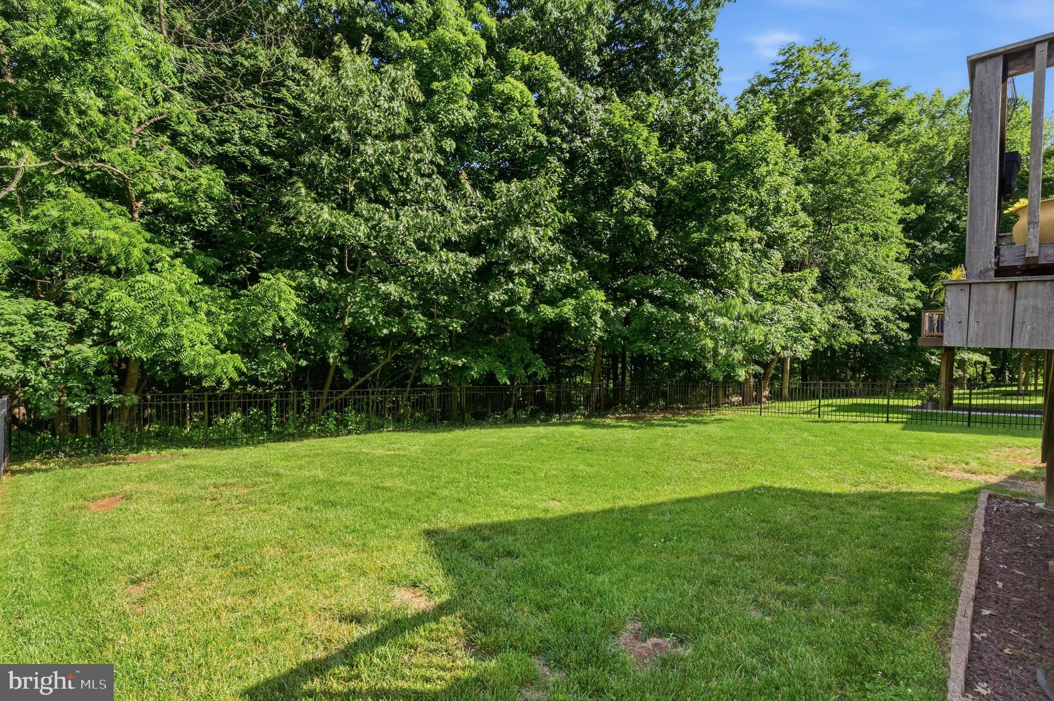 RIVERCREST - Residential