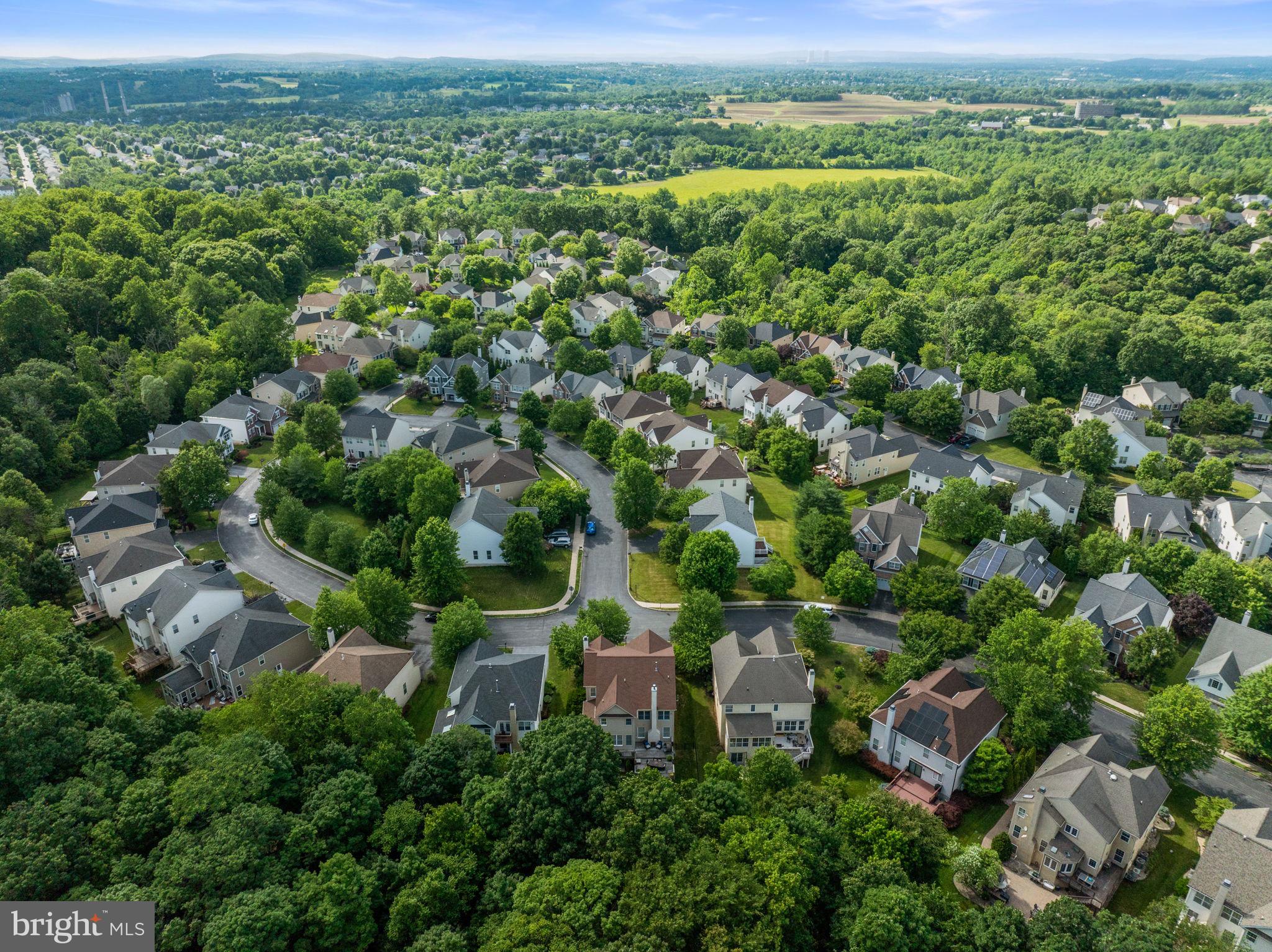 RIVERCREST - Residential