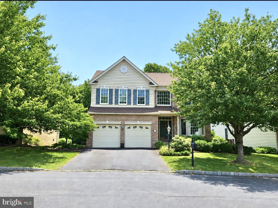 RIVERCREST - Residential