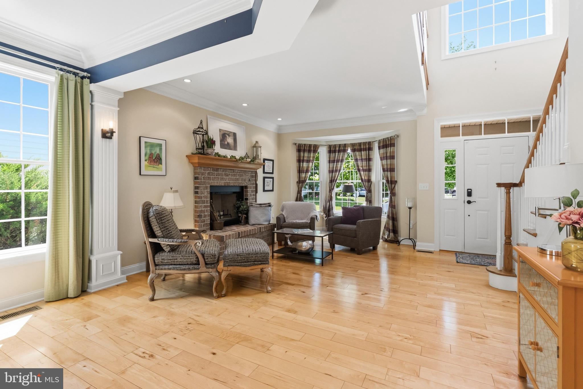 RIVERCREST - Residential