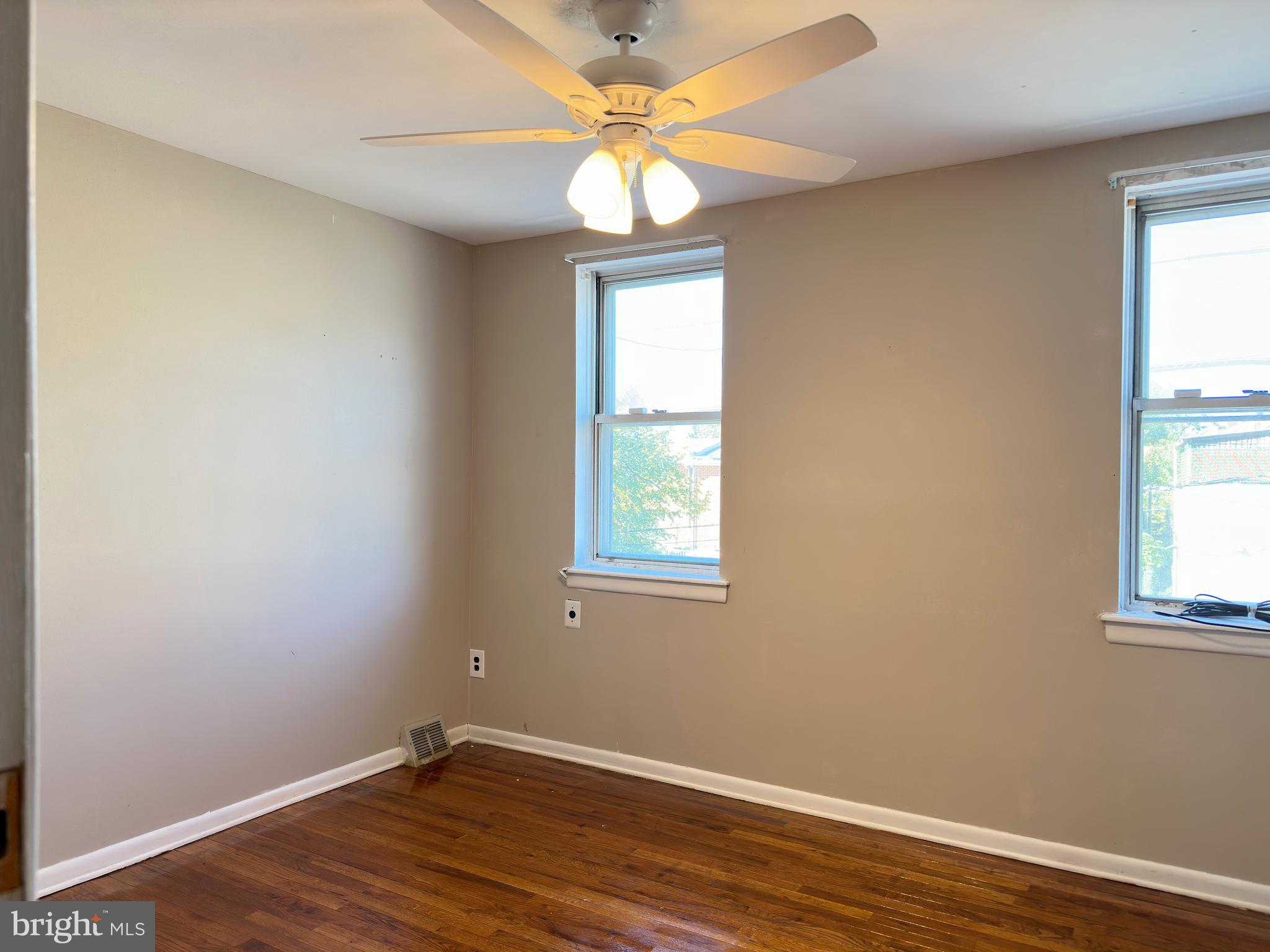 MILL CREEK - Residential Lease