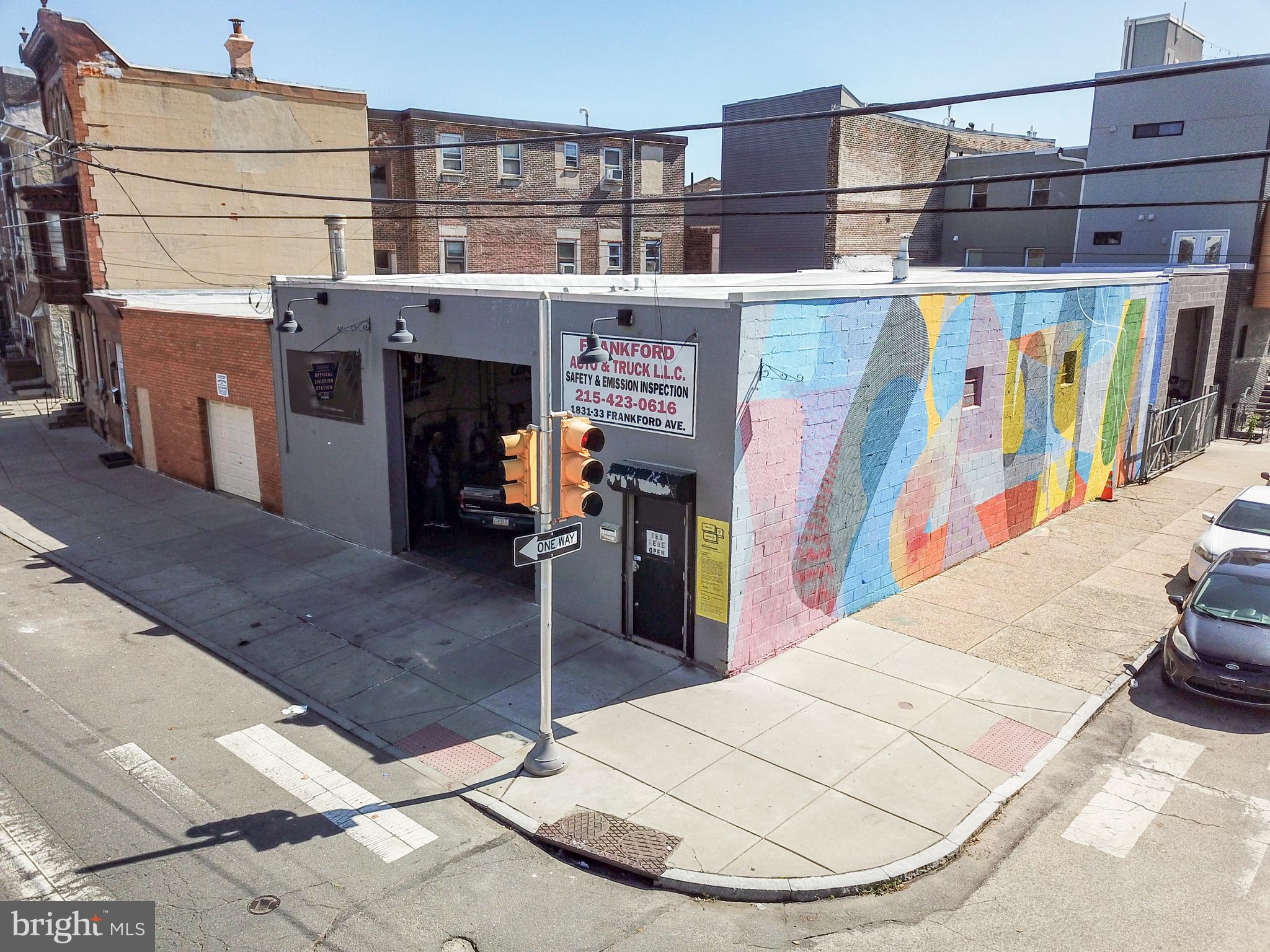 FISHTOWN - Commercial Sale