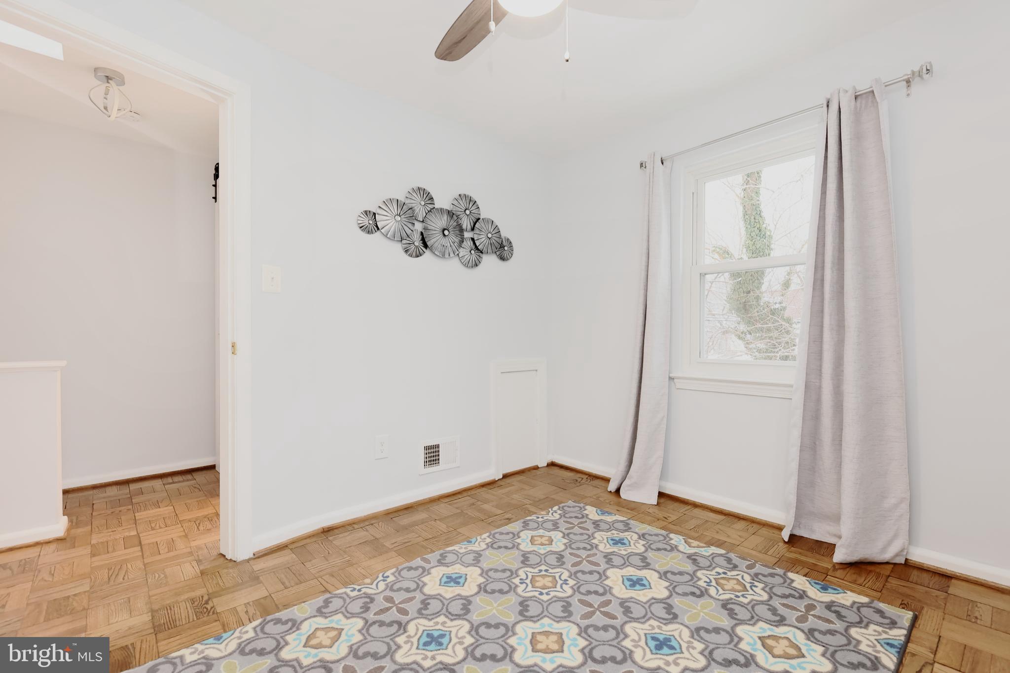 FOXHALL - Residential