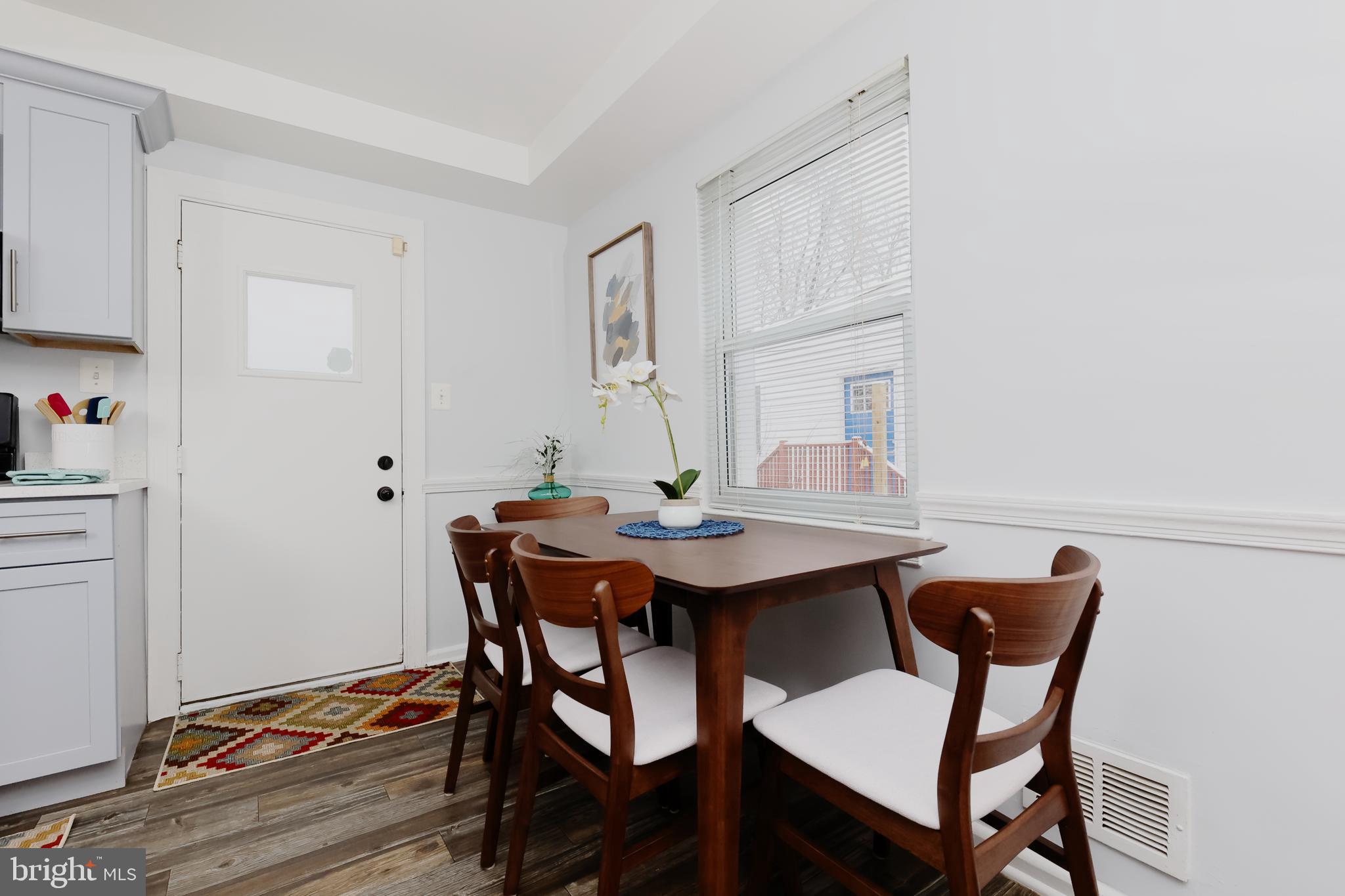 FOXHALL - Residential