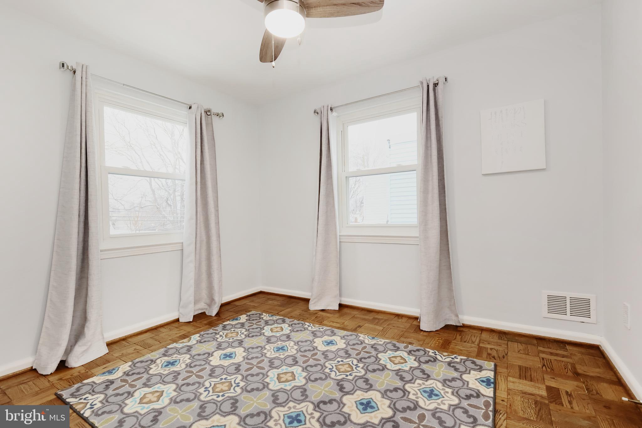 FOXHALL - Residential