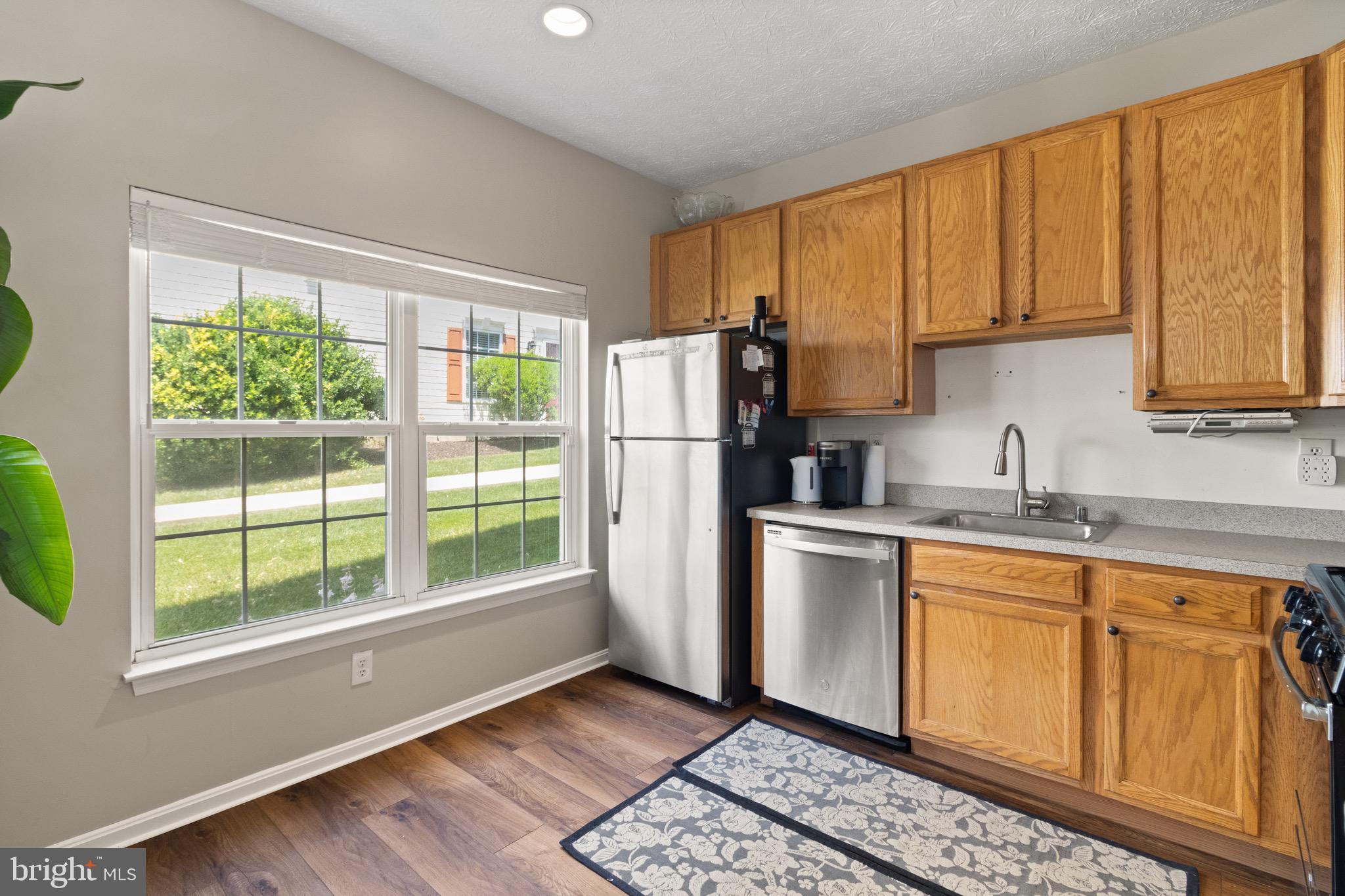 ASBURY WOODS - Residential
