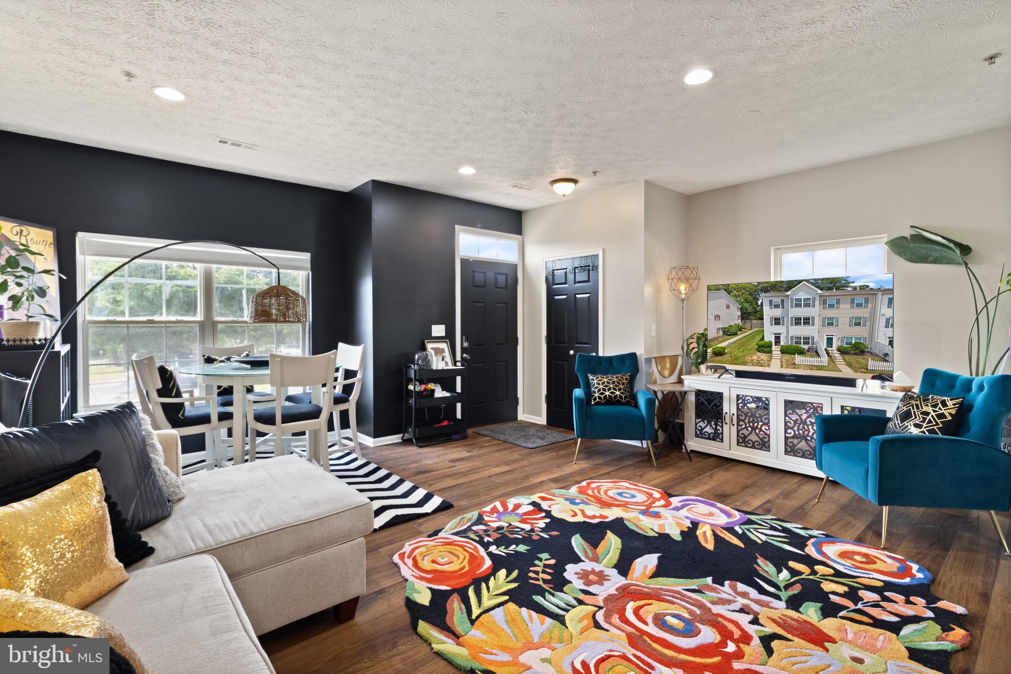ASBURY WOODS - Residential