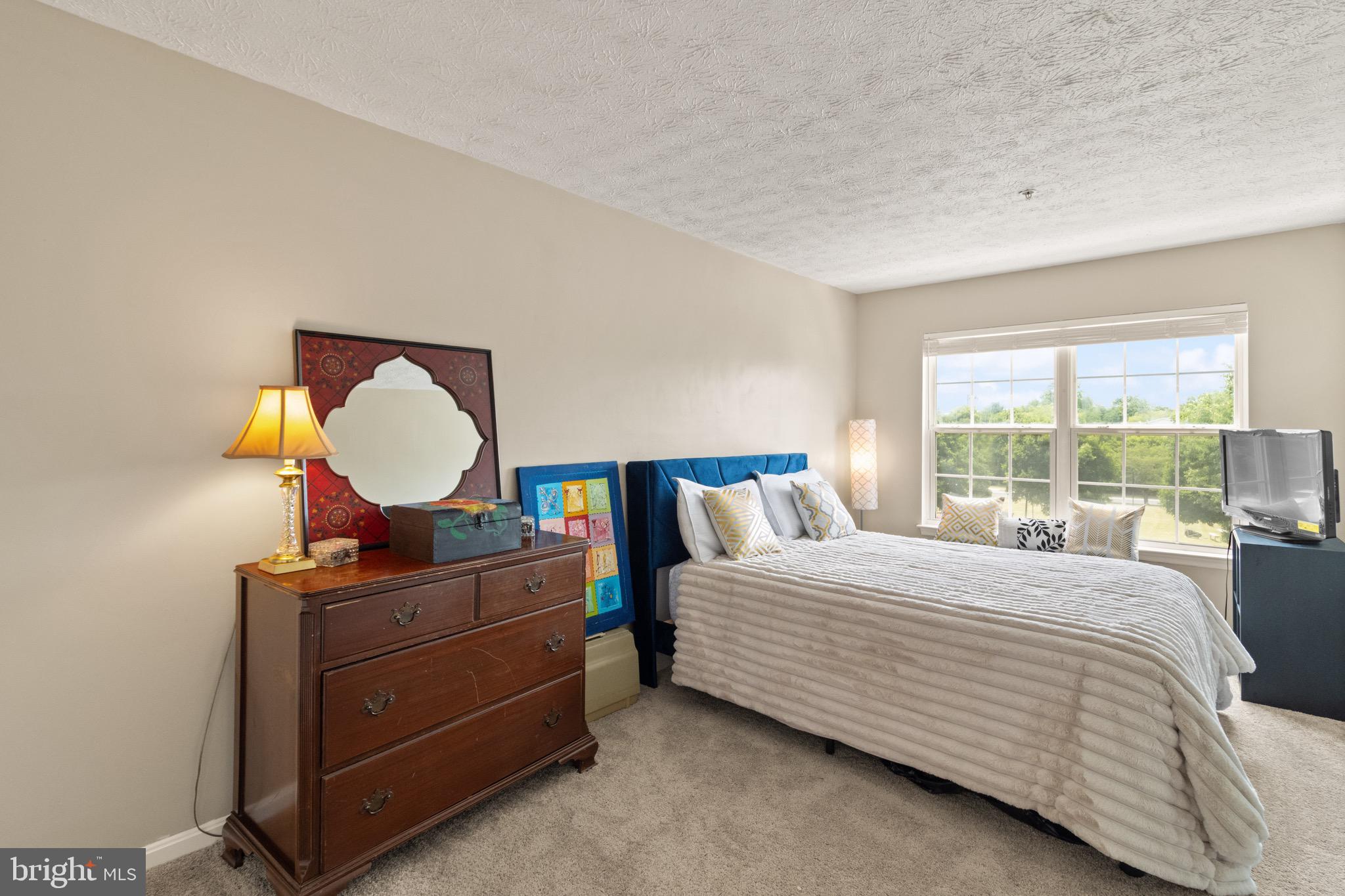 ASBURY WOODS - Residential