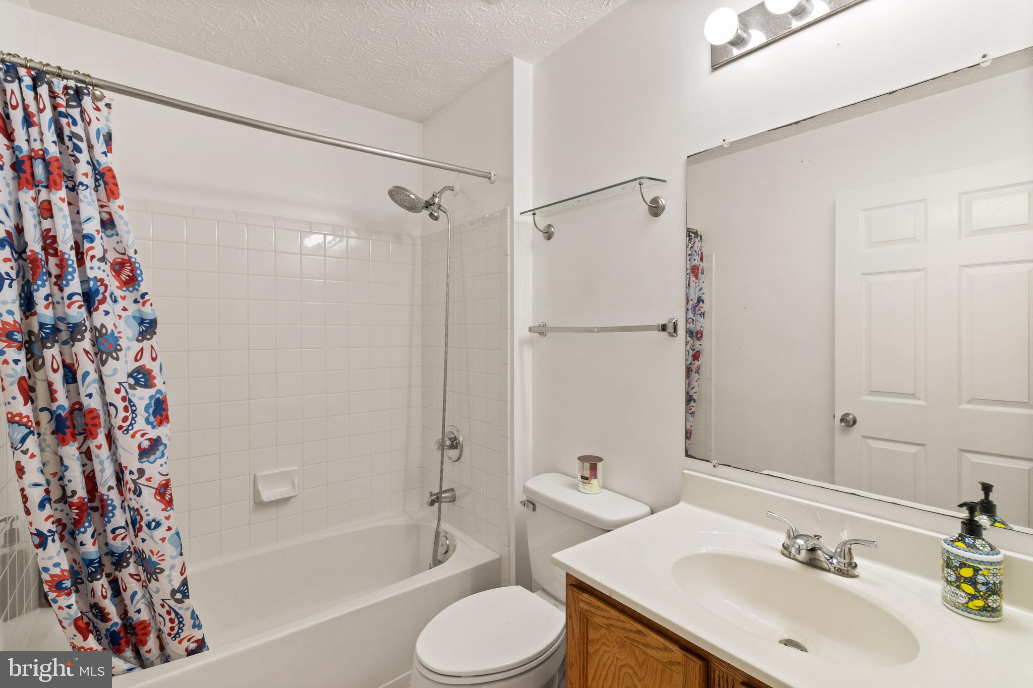 ASBURY WOODS - Residential