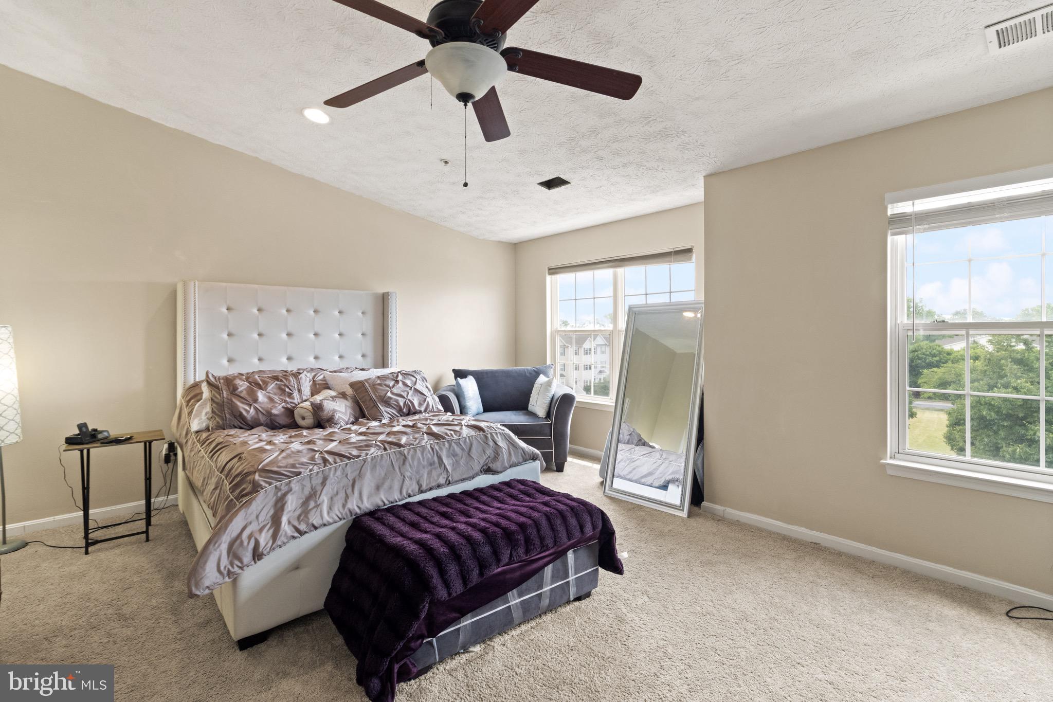 ASBURY WOODS - Residential