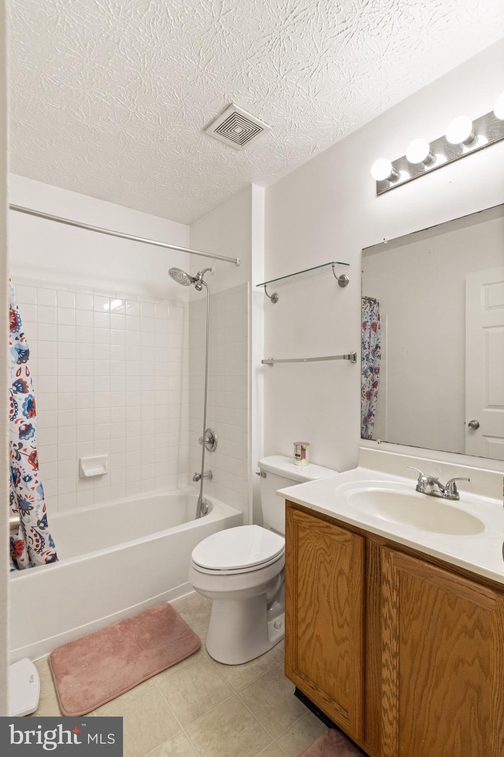 ASBURY WOODS - Residential