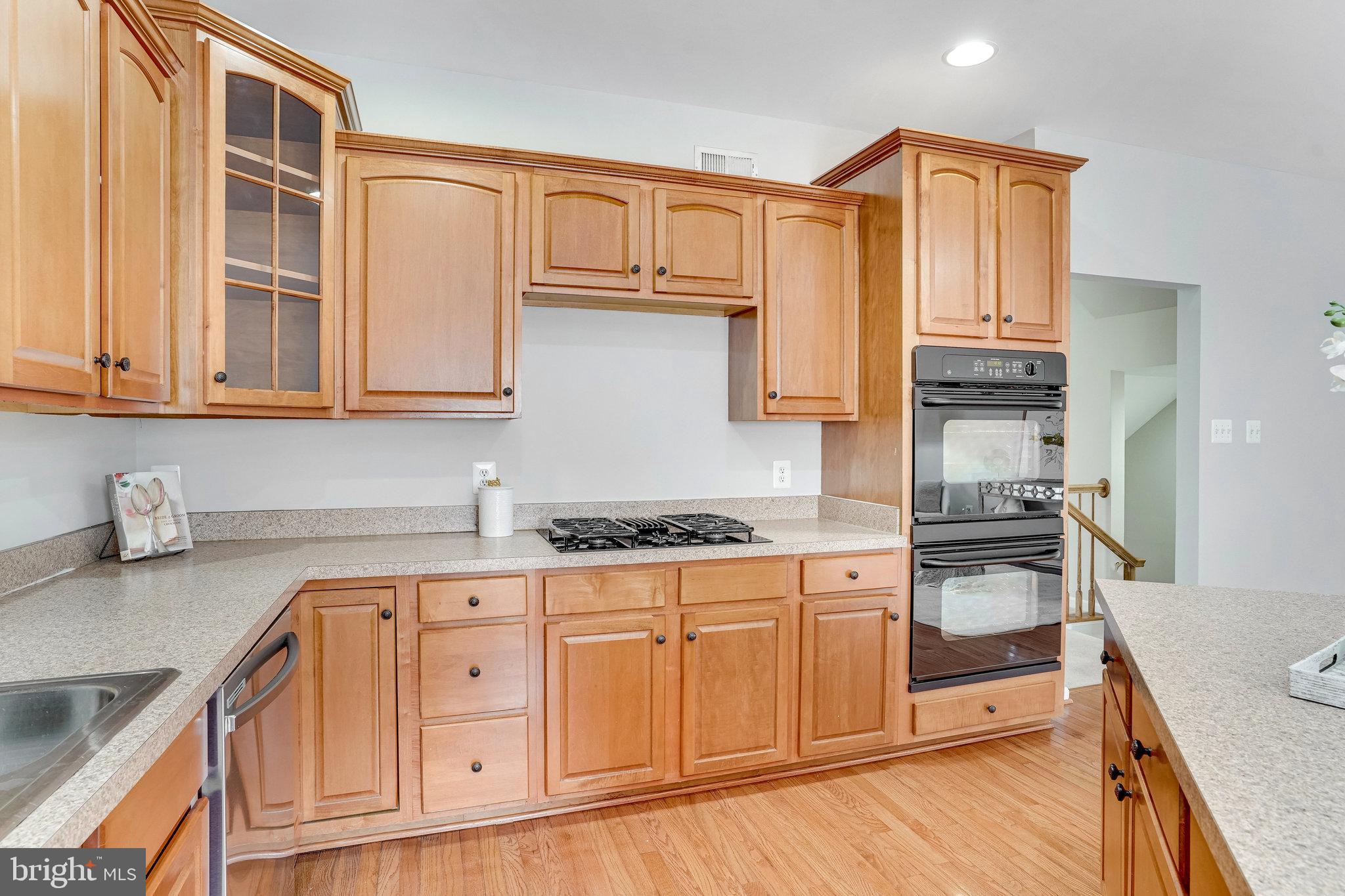 ASHBROOK VILLAGE - Residential