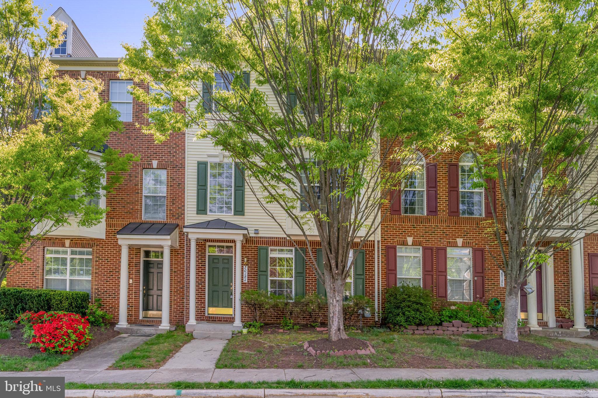 ASHBROOK VILLAGE - Residential