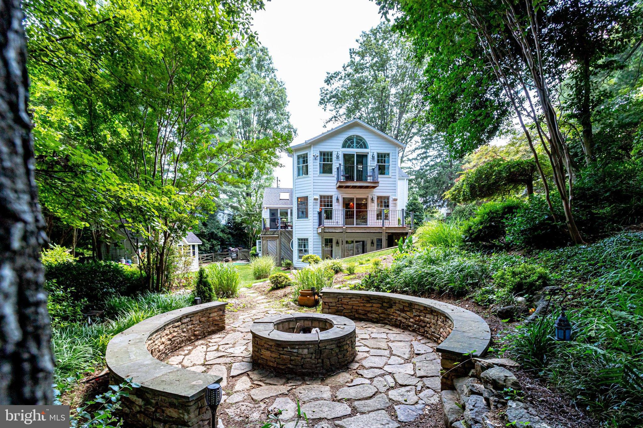 BROYHILL FOREST - Residential