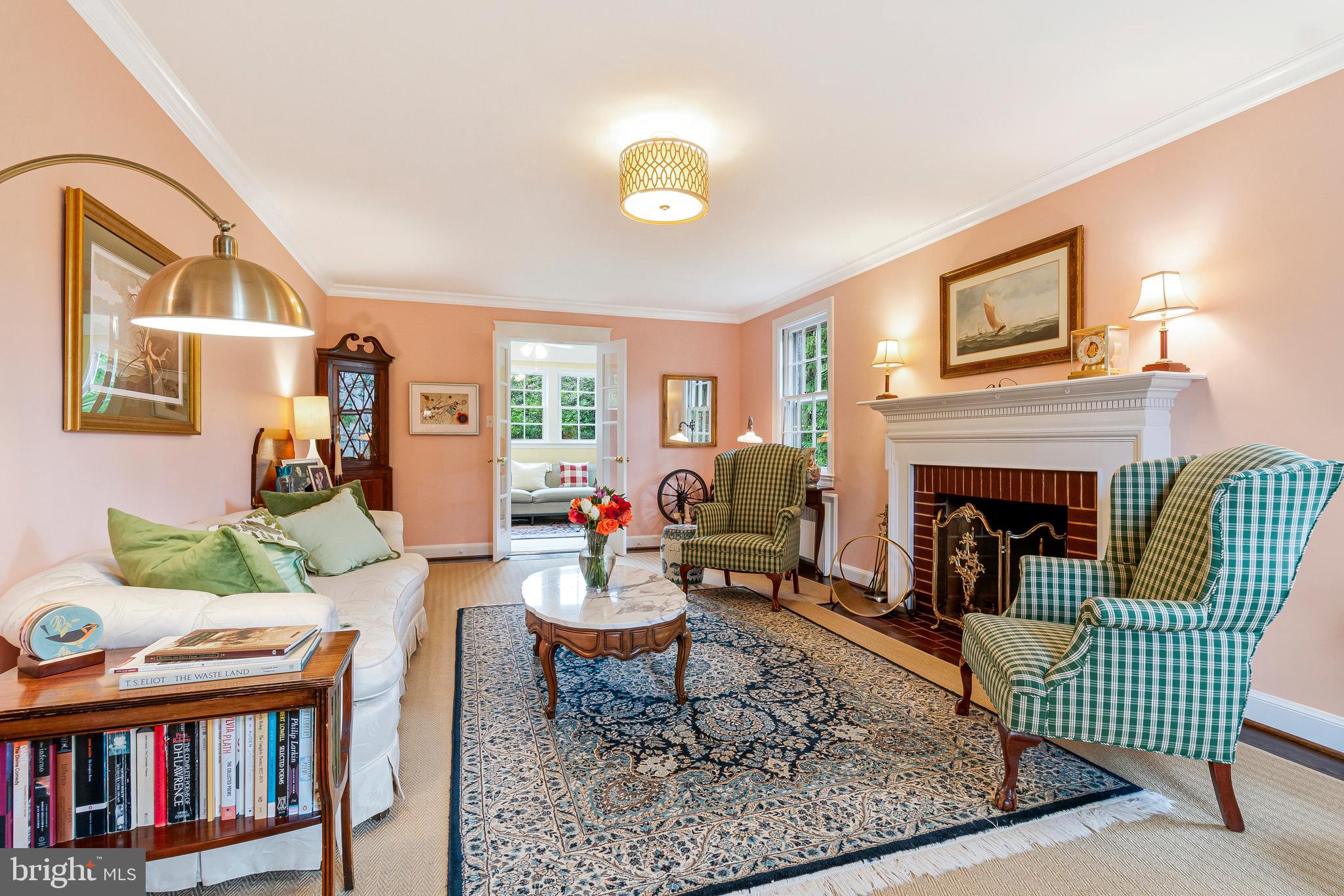 RIDGEWOOD VILLAGE - Residential