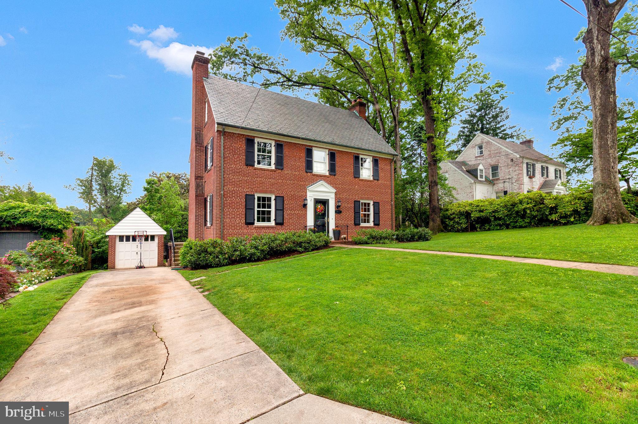 RIDGEWOOD VILLAGE - Residential